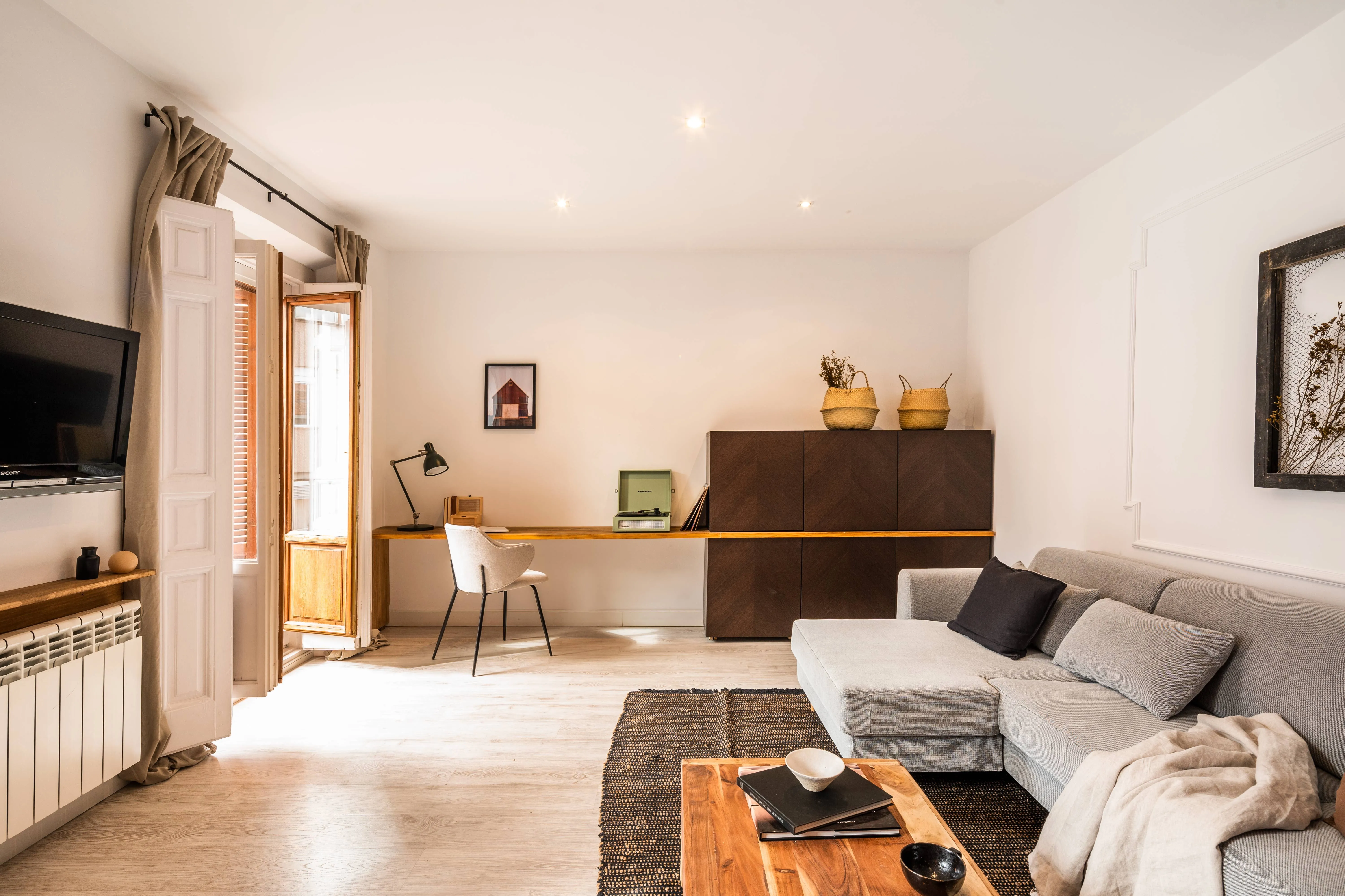 Modern Madrid Flat With Ultra-fast Wifi And Pro Workstation For Digital Nomads #4