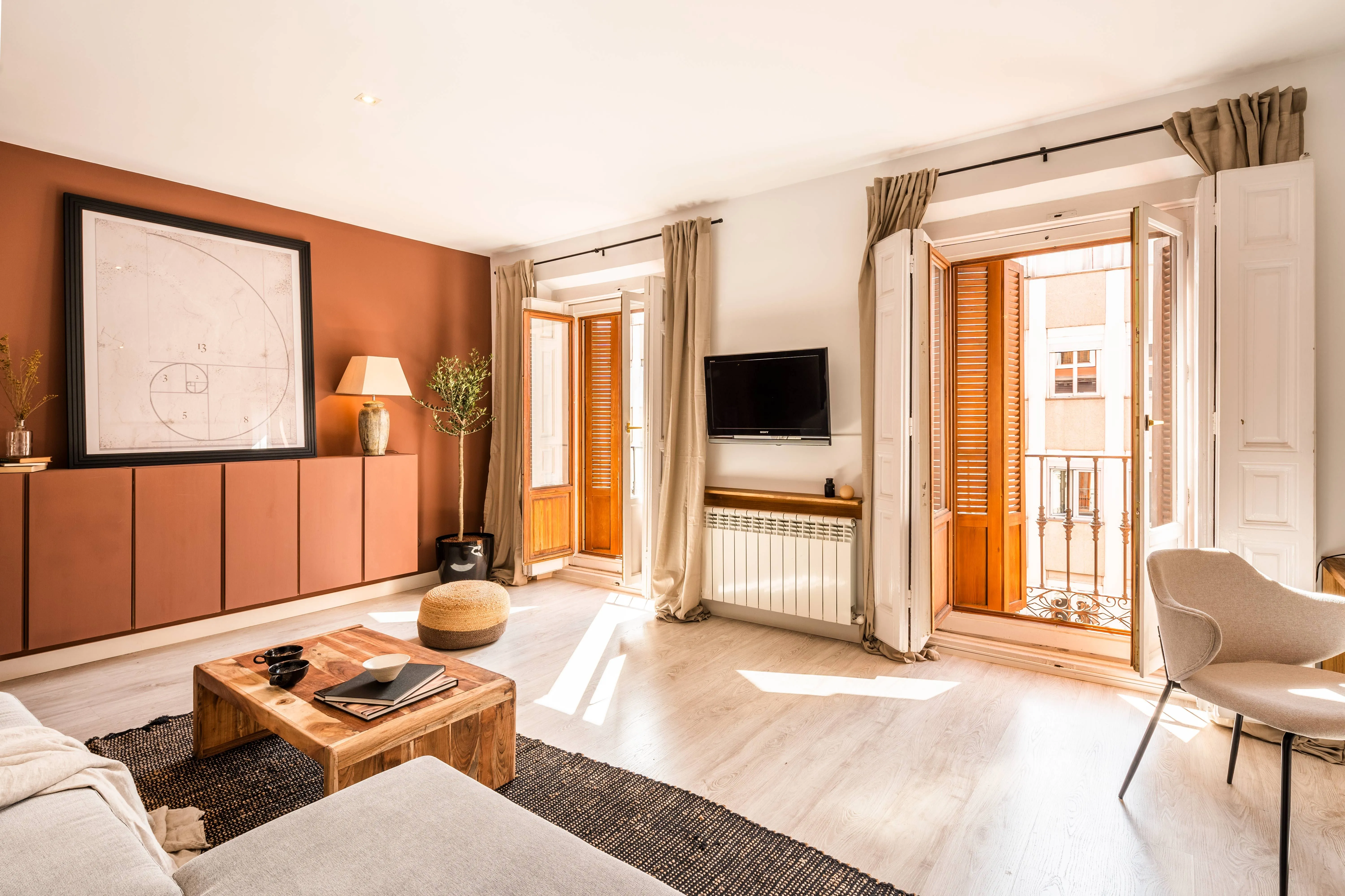 Modern Madrid Flat With Ultra-fast Wifi And Pro Workstation For Digital Nomads #2