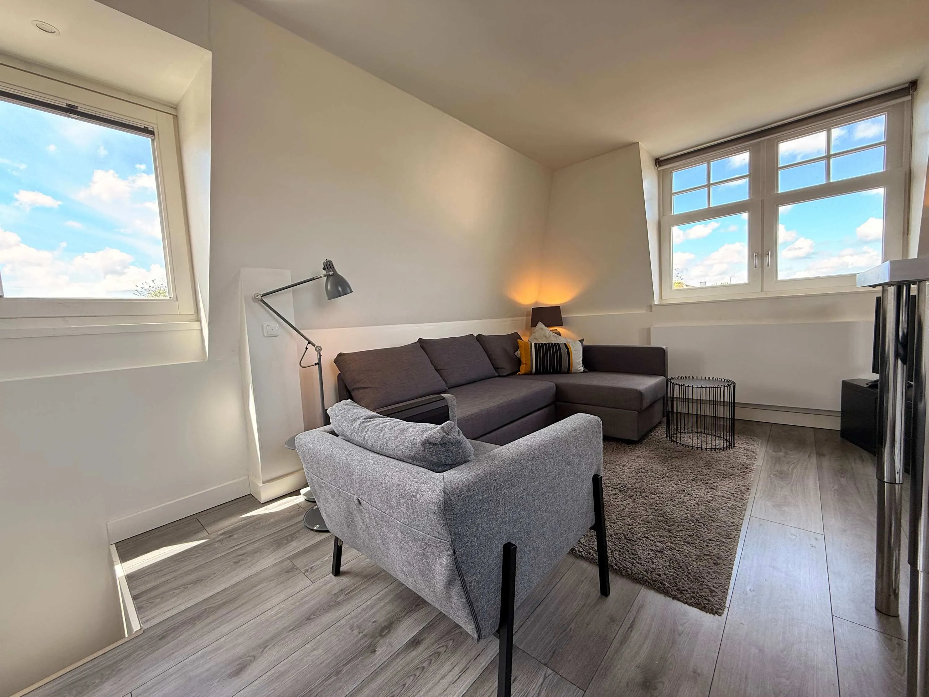 1-Bedroom Corporate Apartment With Canal View, Amsterdam #4