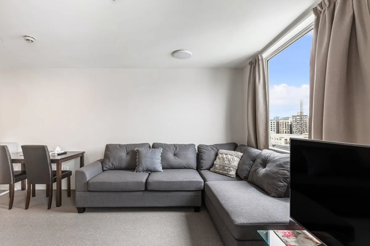 Sleek Auckland Flat -- Charming 1br Long-term Rental With Dedicated Work Nook & Balcony #5