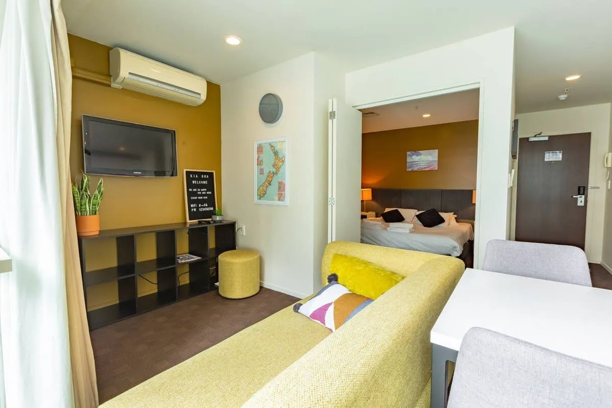 Chic Intimate 2-br Flat In Auckland Cbd - Dedicated Home Office & Fast Wifi #2