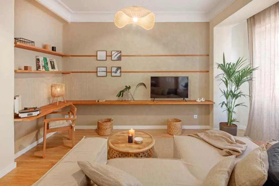 Vast Madrid City Flat With High-speed Fiber & Professional Home Office Setup #4