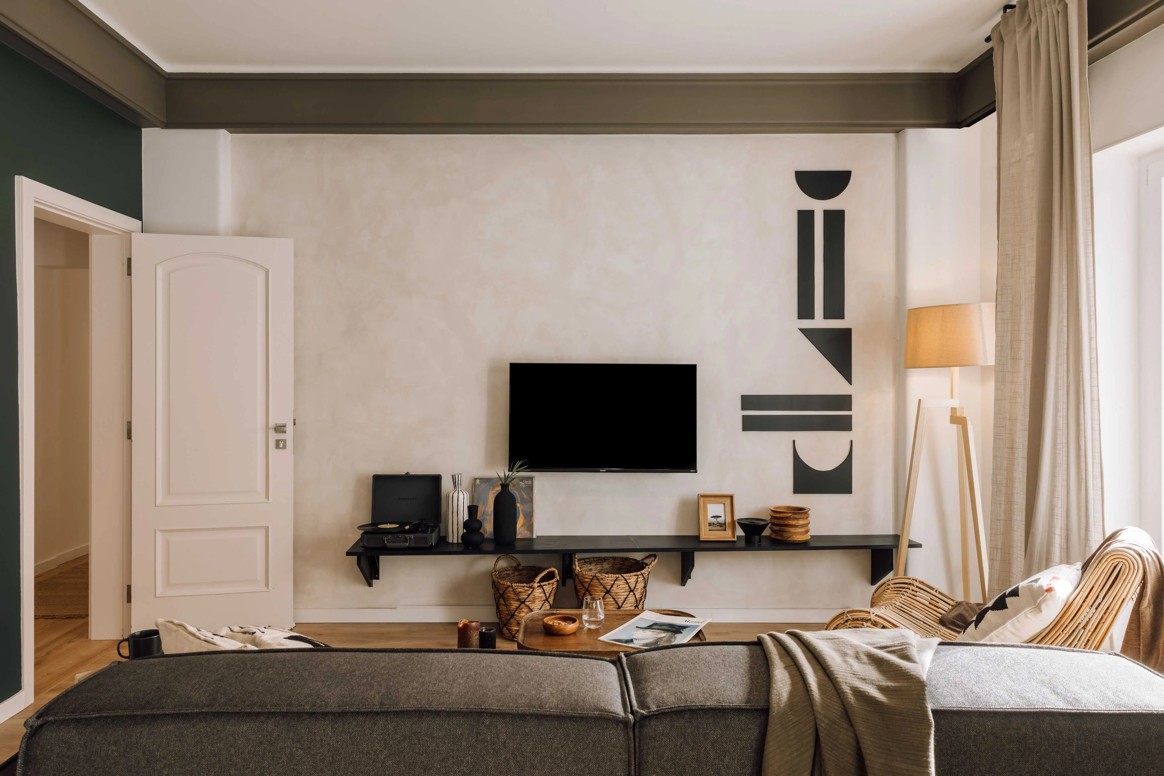 Trendsetting Sky Flat With High-speed Fiber & Professional Home Office In Lisbon #4