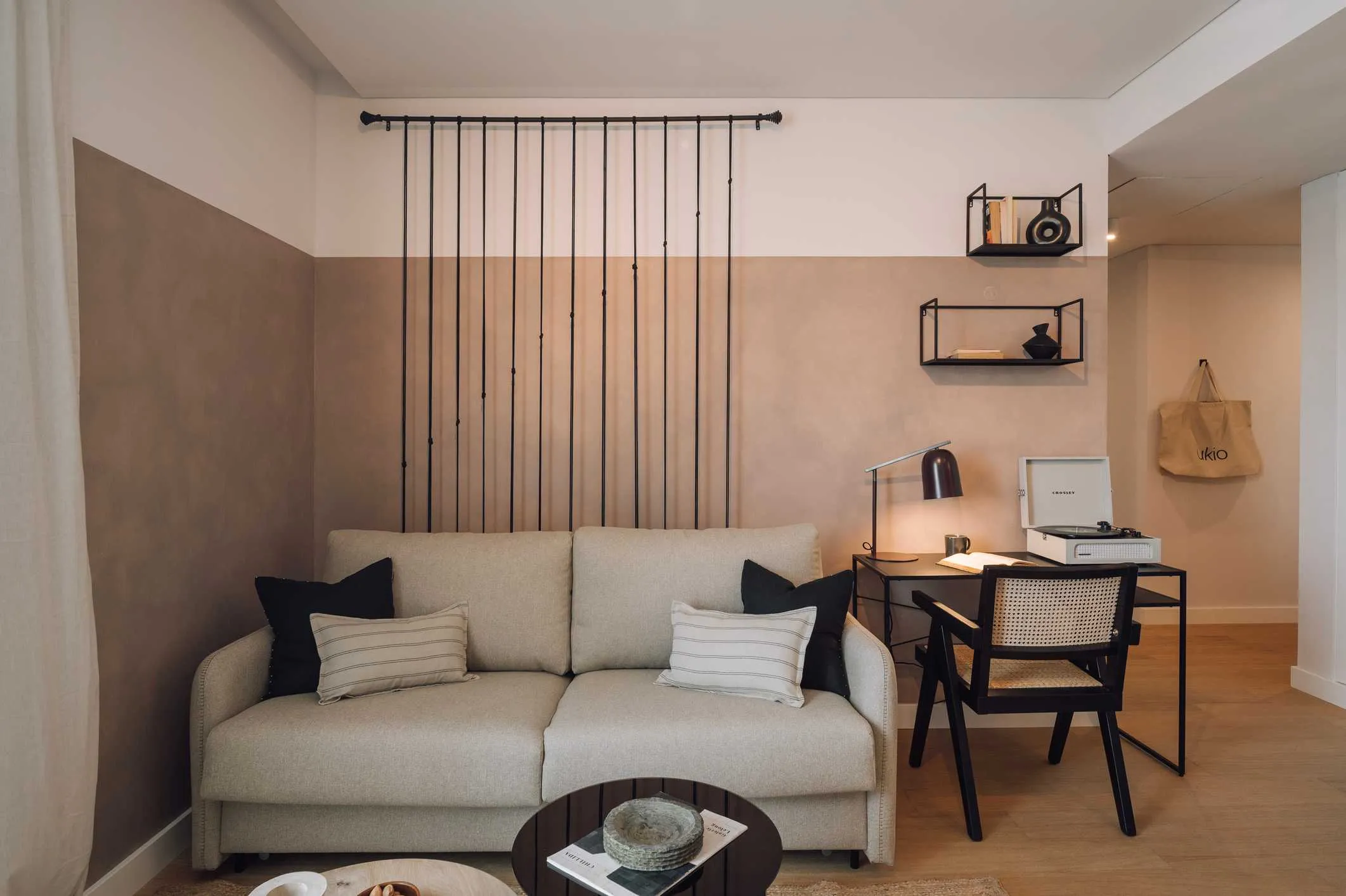 Contemporary Lisbon Flat With Ultra-fast Wifi & Dual Monitors For Digital Nomads #5