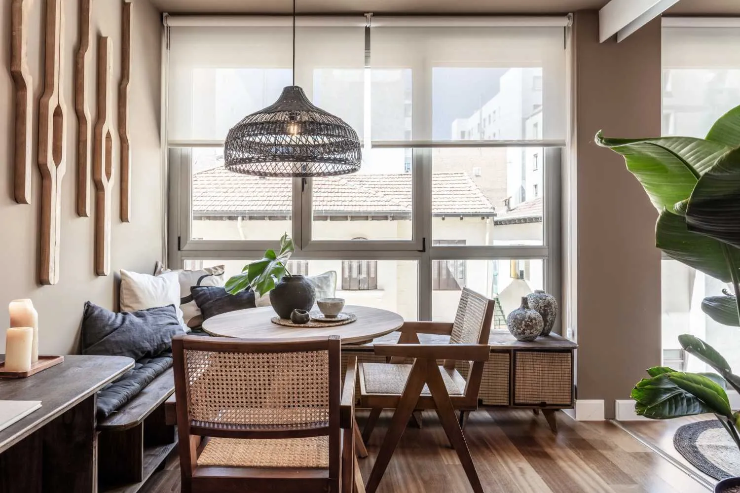 Modern 70m2 Madrid Flat With Ultra-fast Wifi, Dual Monitors & Ergonomic Workspace #3