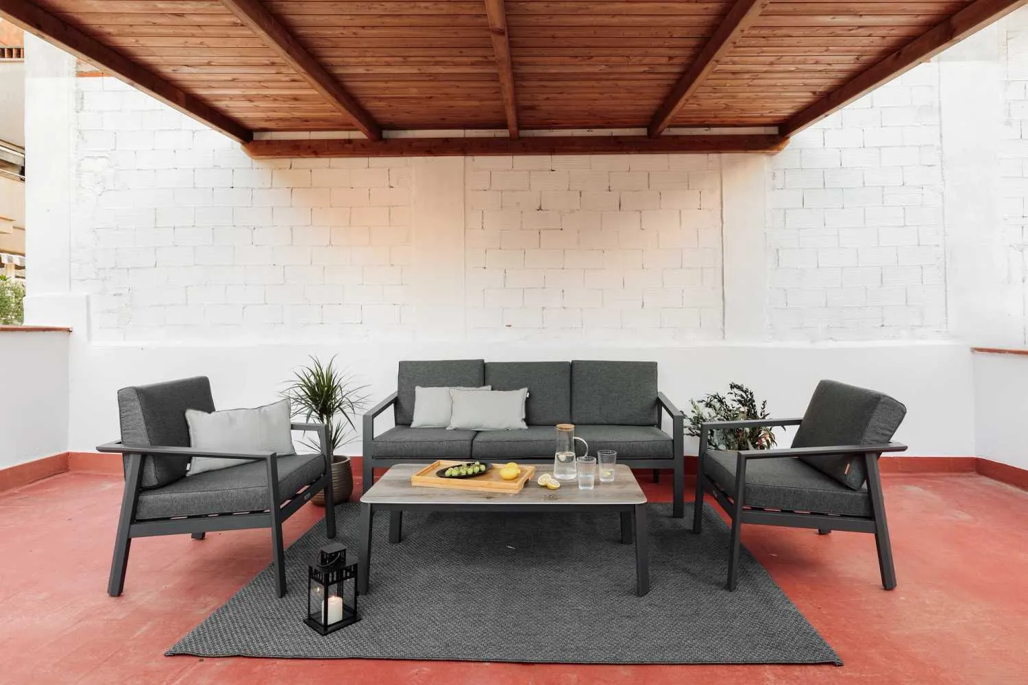 Vast Barcelona Penthouse With Ultra-fast Wifi, Pro Monitors & Ergonomic Workspace #2