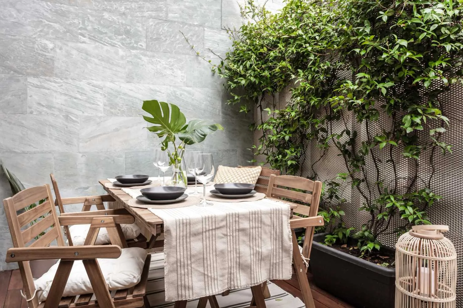 Refined Madrid Flat With High-speed Fiber & Dual Monitors For Digital Nomads #5