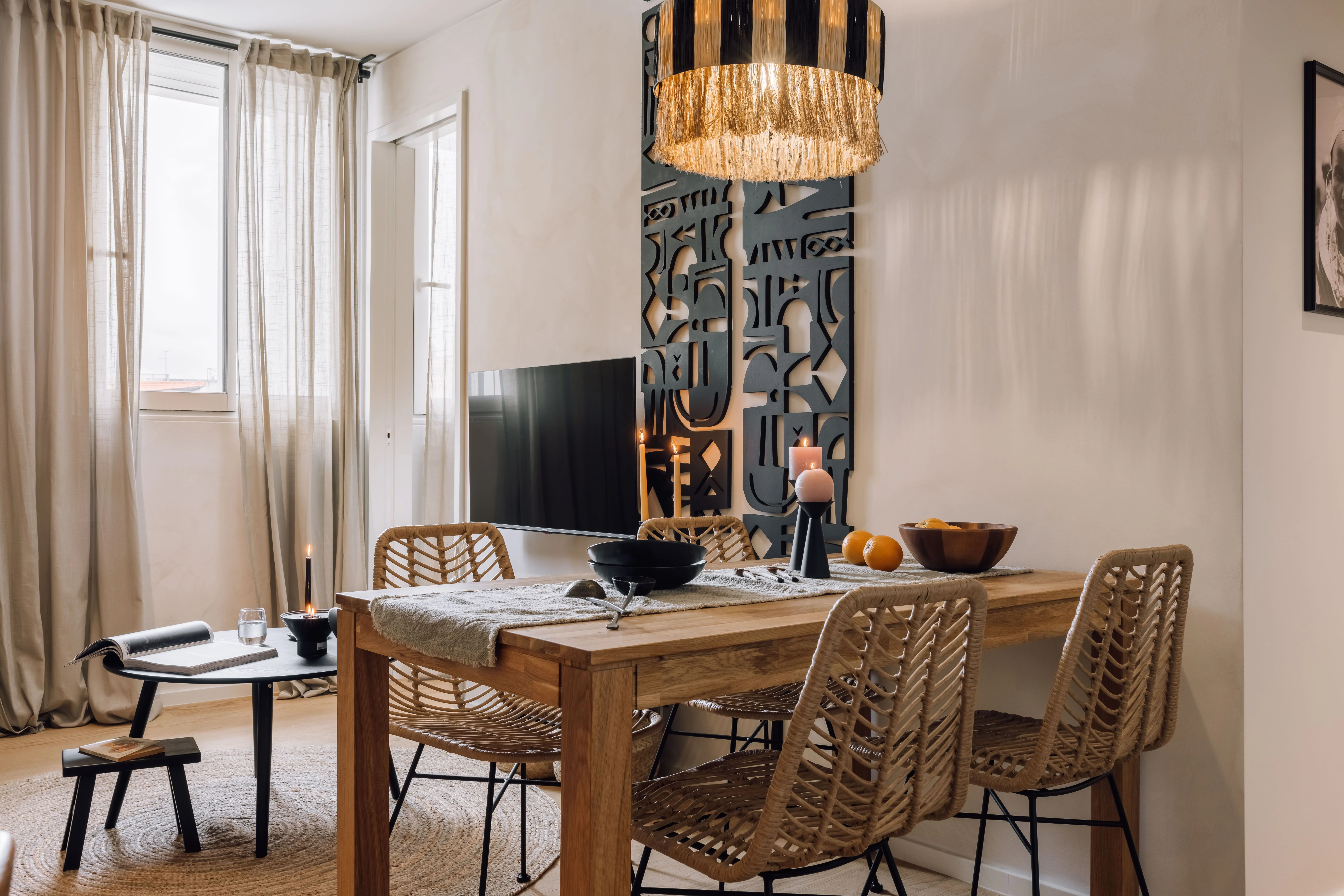 Sleek Lisbon Flat With Gigabit Internet & Premium Home Office For Digital Nomads #3