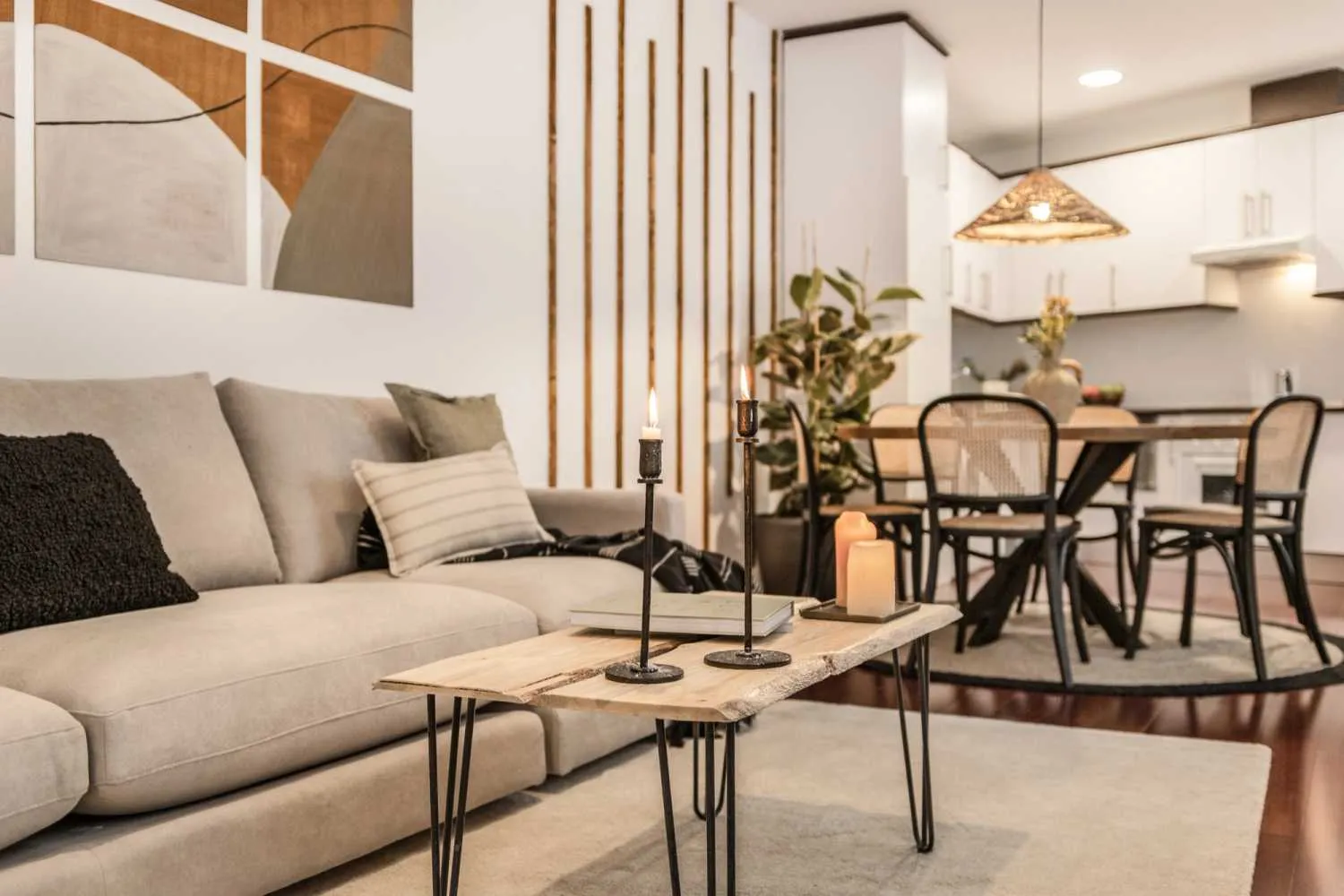Luxurious Madrid Flat With Premium Home Office & Gigabit Internet For Remote Work #2