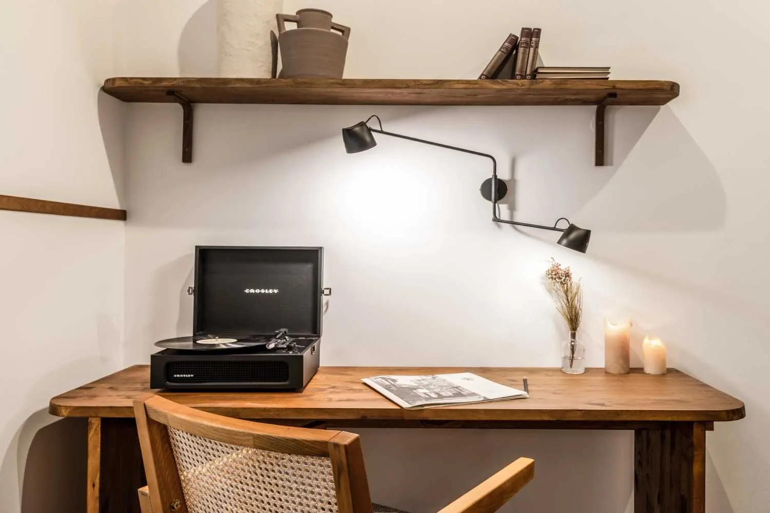 Luxurious Madrid Flat With Premium Home Office & Gigabit Internet For Remote Work #5