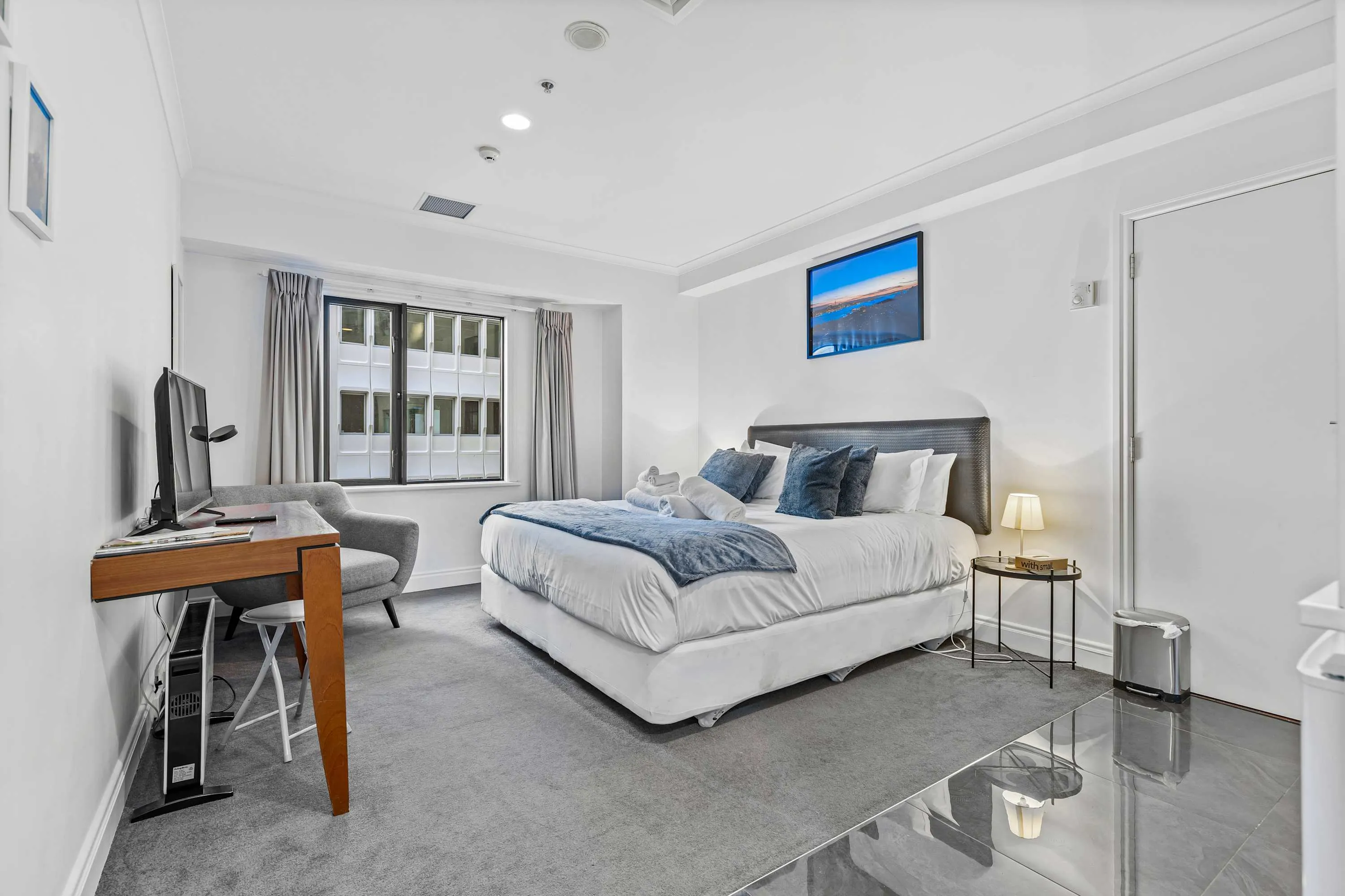 Impressive Cozy Studio In Auckland - Dedicated Desk, Fast Wifi, Gym & Pool