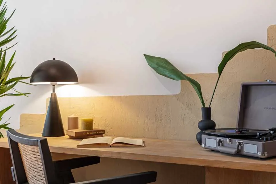 Impressive Madrid Flat With High-speed Fiber, External Displays & Gourmet Kitchen For Remote Work #5