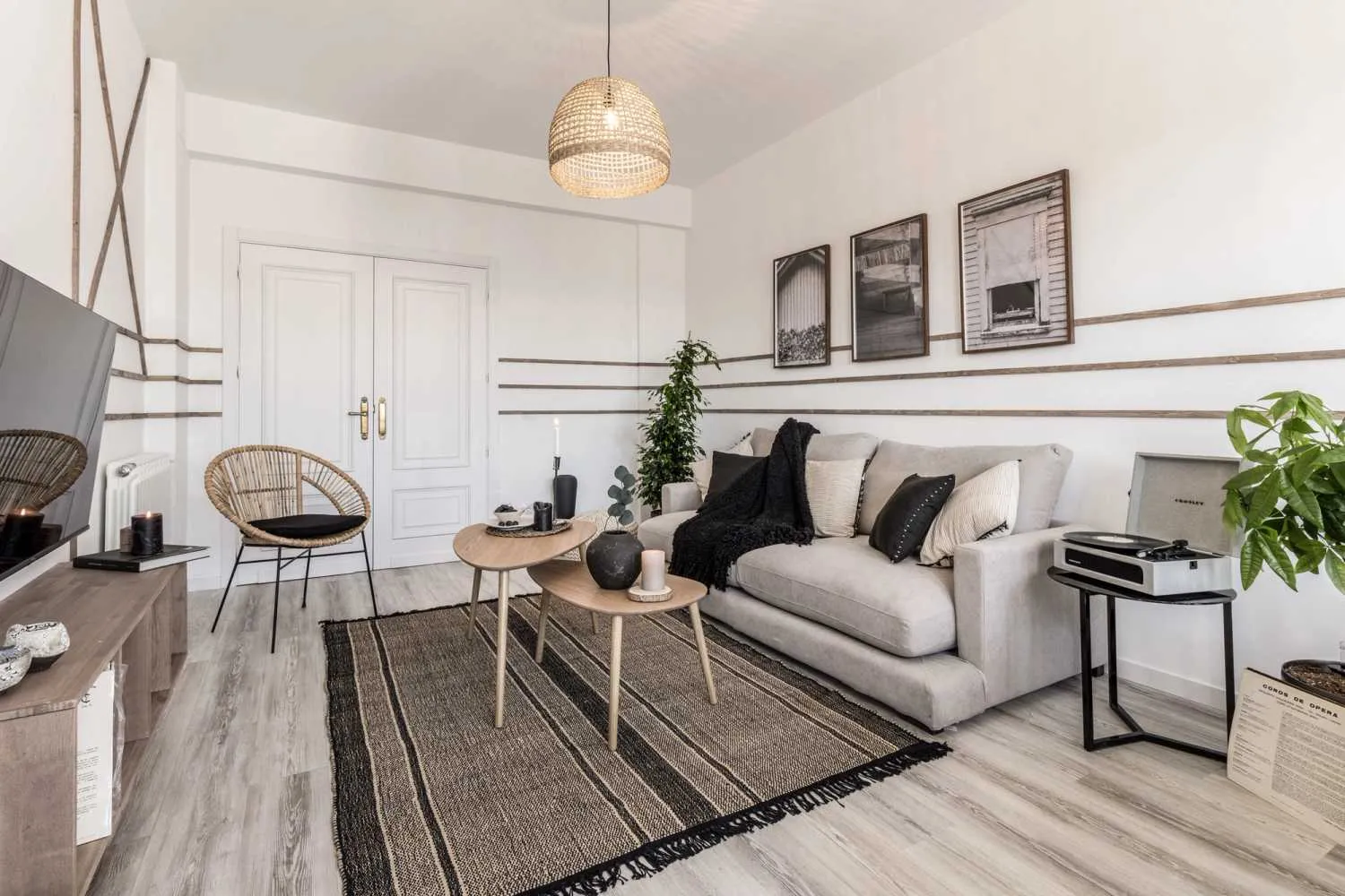 Upscale Madrid Flat With Pro Workspace & Modern Kitchen For Remote Work Success #4
