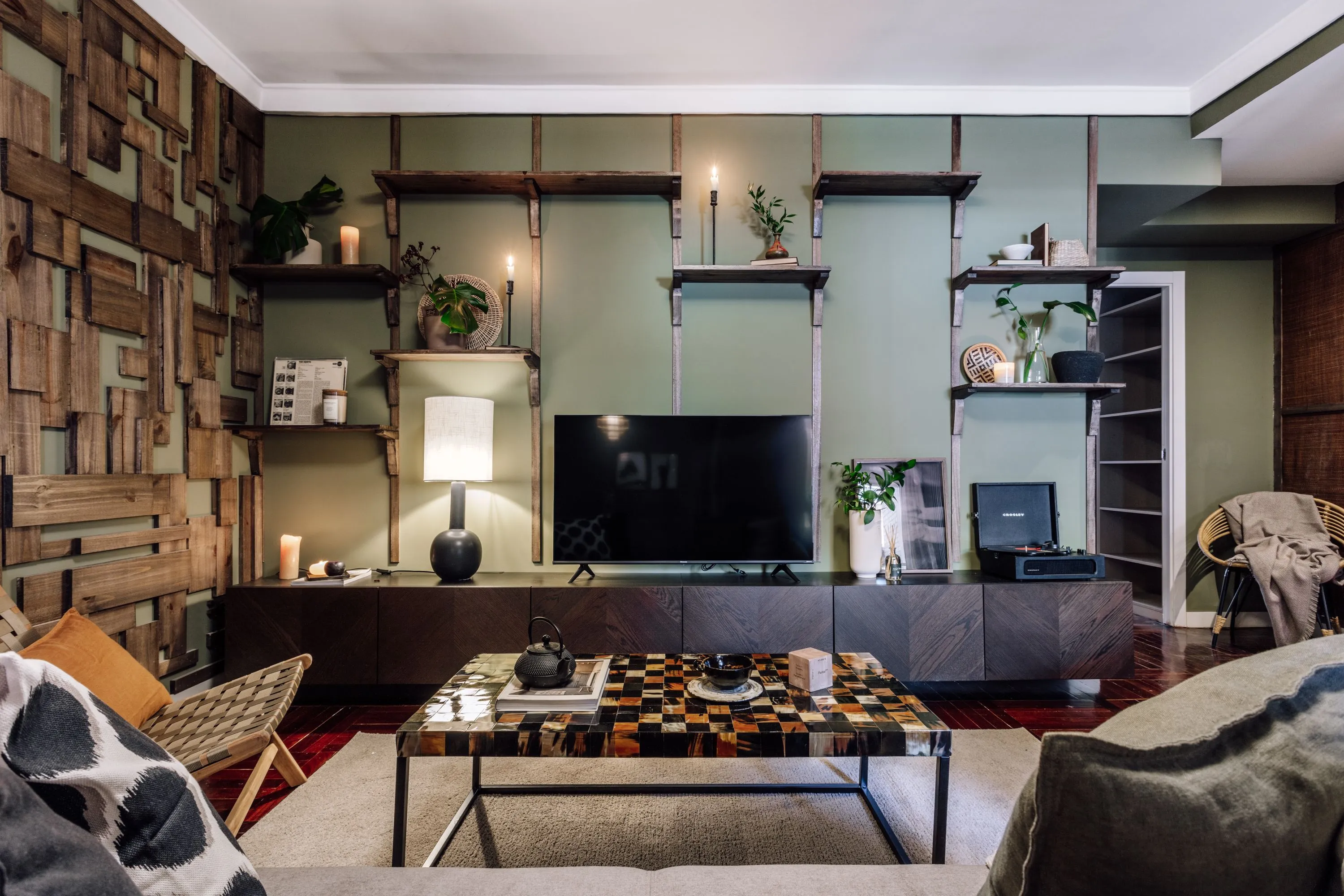 Impressive Madrid Flat With Gigabit Internet & Pro Home Office Setup For Remote Work #2