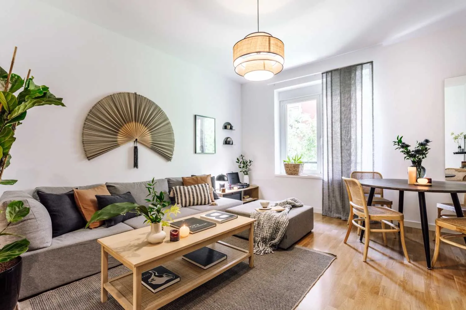 Airy Madrid Apartment With Ultra-fast Wifi & Pro Home Office Setup #2