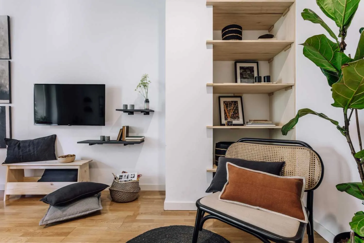 Airy Madrid Apartment With Ultra-fast Wifi & Pro Home Office Setup #3