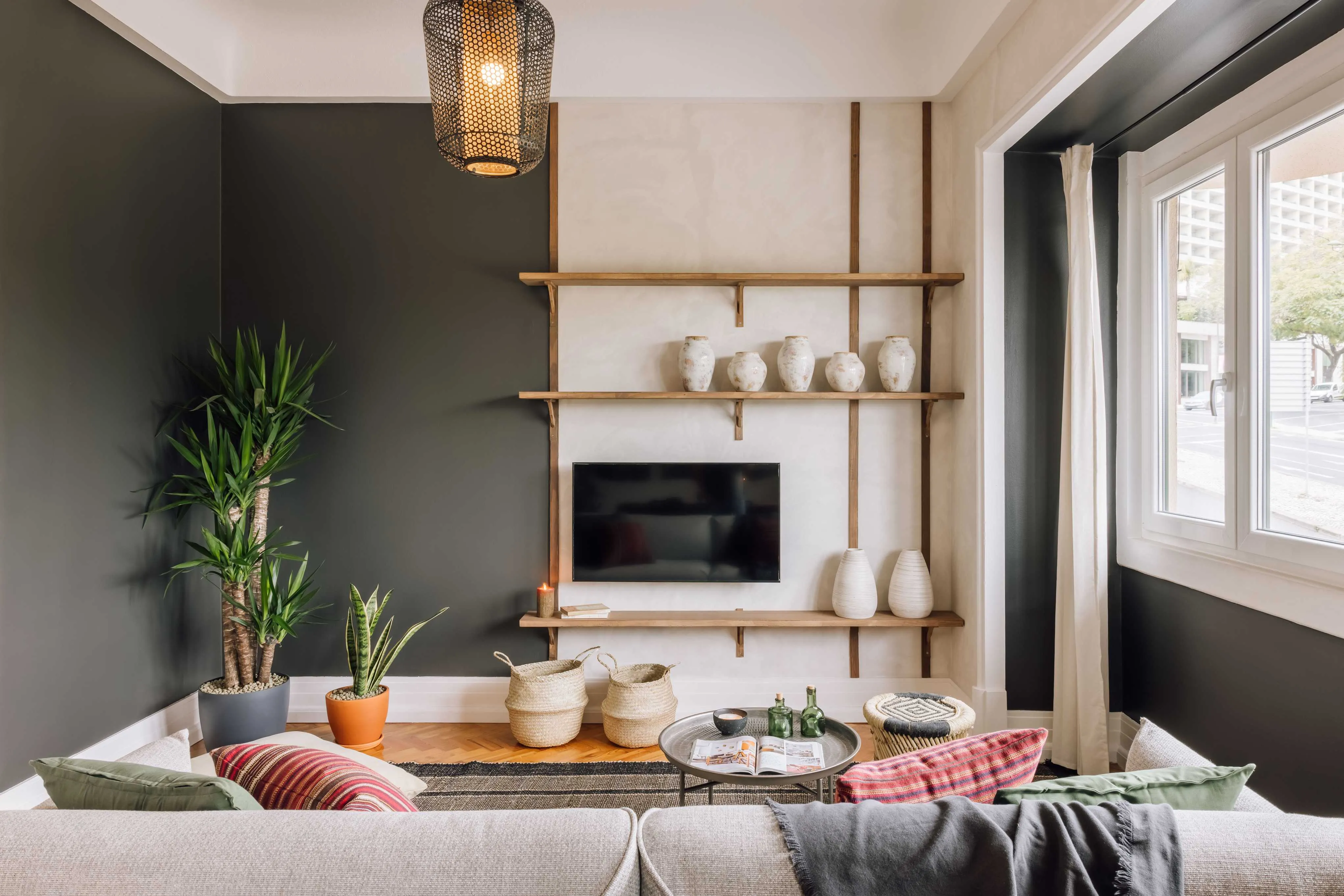 Impressive Lisbon Flat With Pro Workspace & Streaming Setup For Digital Nomads #4