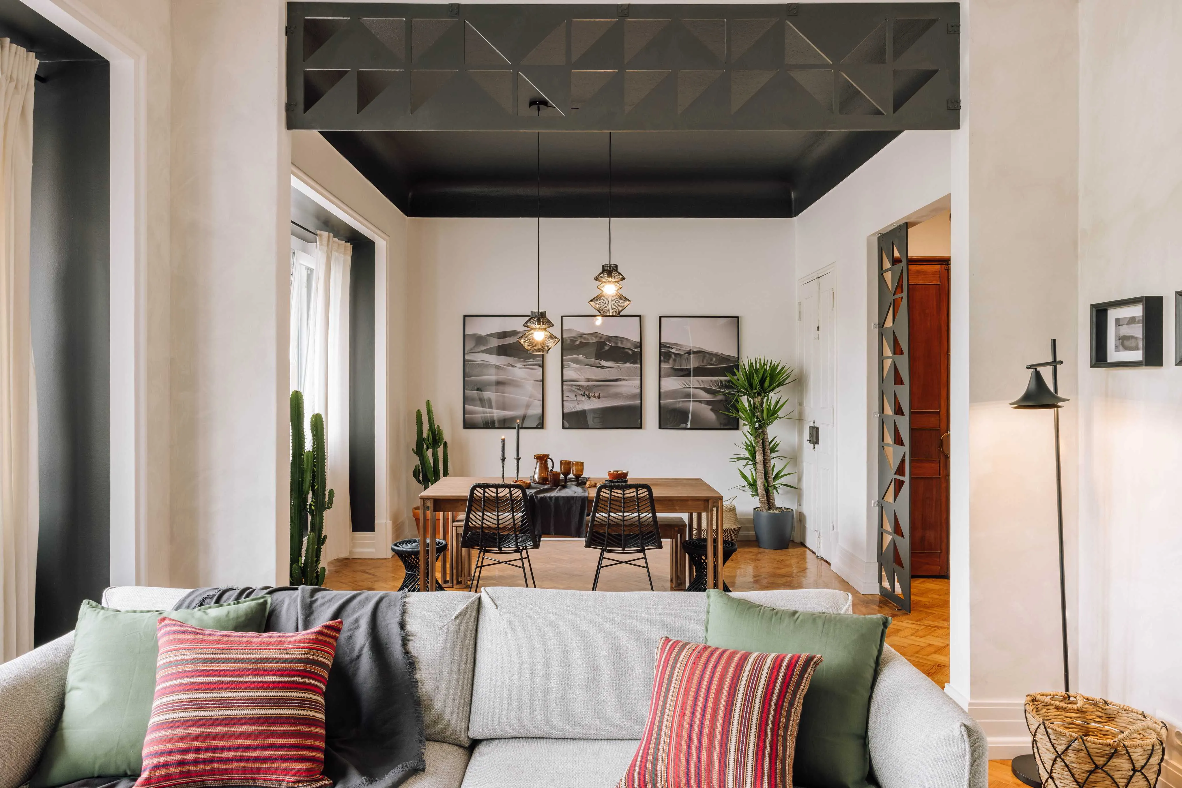 Impressive Lisbon Flat With Pro Workspace & Streaming Setup For Digital Nomads #5