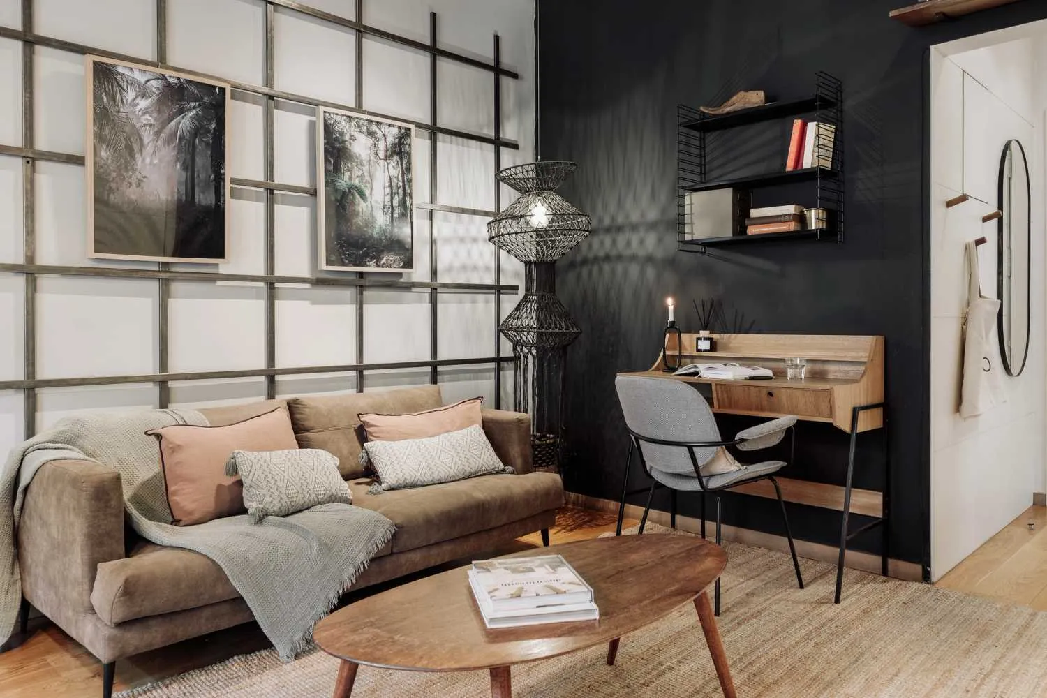 Spacious Designer 55m2 Flat With Pro Home Office & Streaming Setup In Barcelona #3