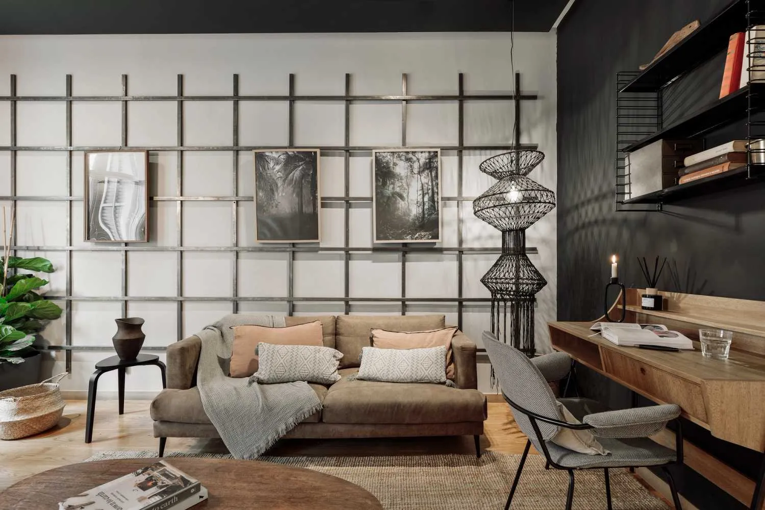 Spacious Designer 55m2 Flat With Pro Home Office & Streaming Setup In Barcelona #2