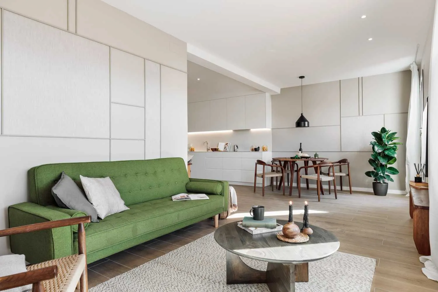 Luxurious 54m2 Barcelona Flat With Ultra-fast Wifi And Premium Home Office Setup #3