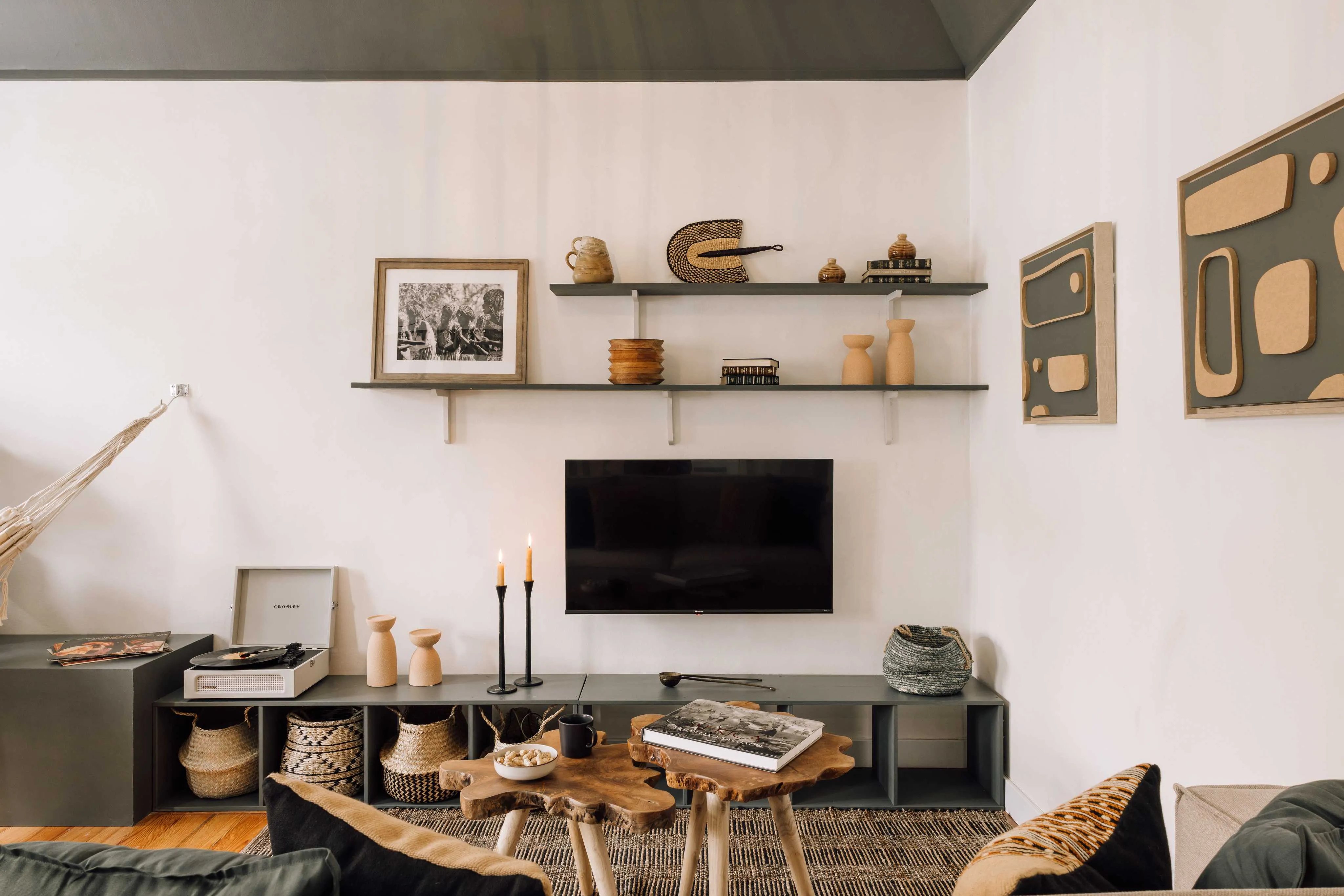 Spacious Lisbon Flat With Ultra-fast Wifi, Pro Monitors & Chef's Kitchen For Remote Work #3