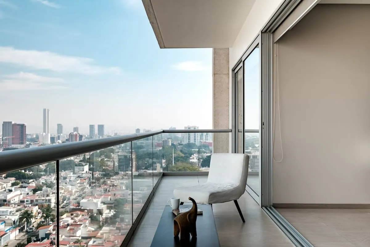 Elegant 1-bedroom Apartment With Dedicated Home Office In Downtown City Center #4