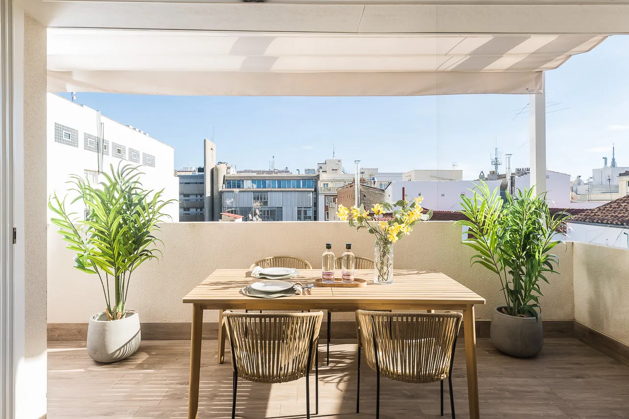 Modern Madrid Flat With Dedicated Home Office And Spacious Living For Remote Work #4