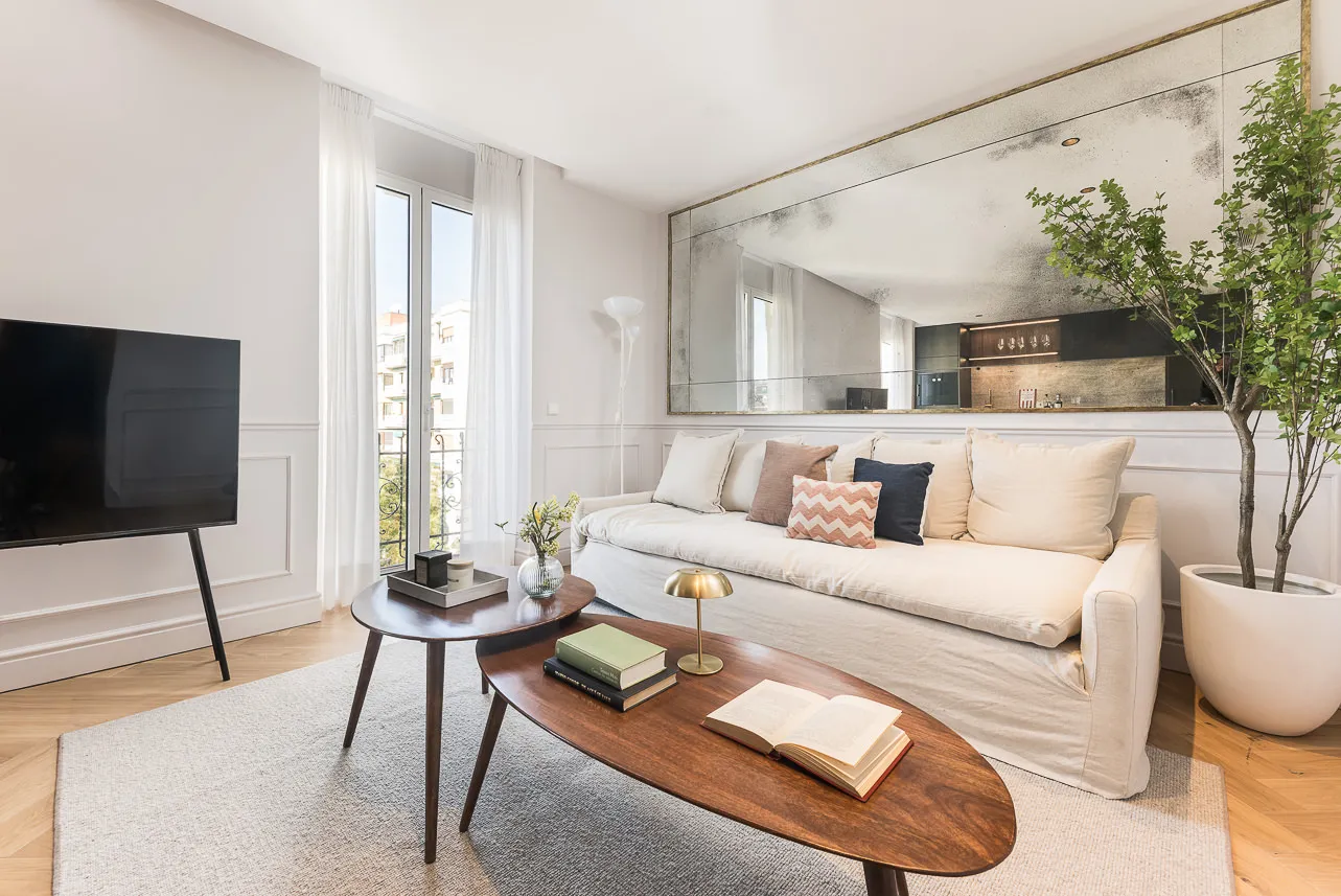 Designer Flat In Madrid With Home Office - 2br, 110m2, Welcoming #3