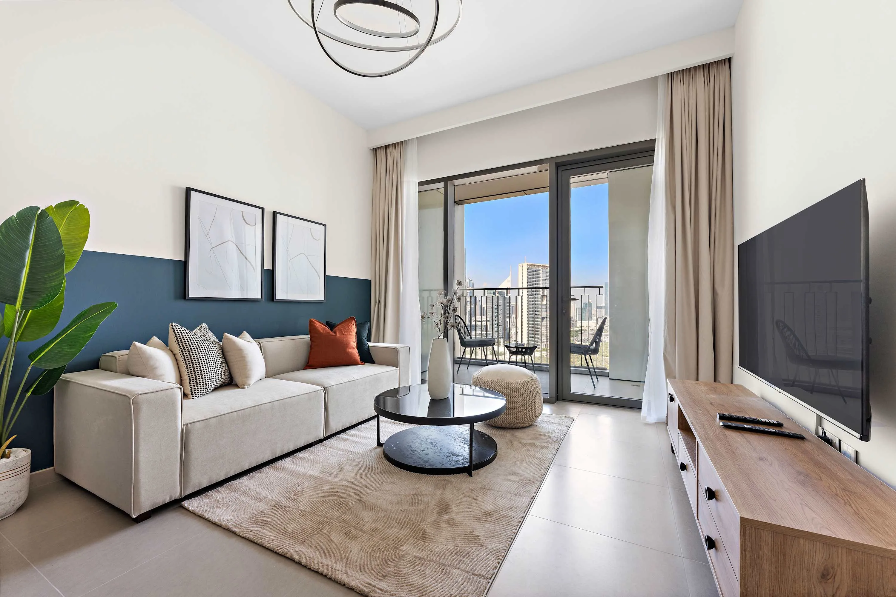 Trendy Dubai Flat With Bright Home Office For Seamless Remote Work Experience