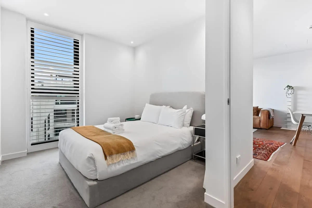 Efficient 1br Urban Flat In Epsom, Auckland With Dedicated Home Office & Fast Wifi #3