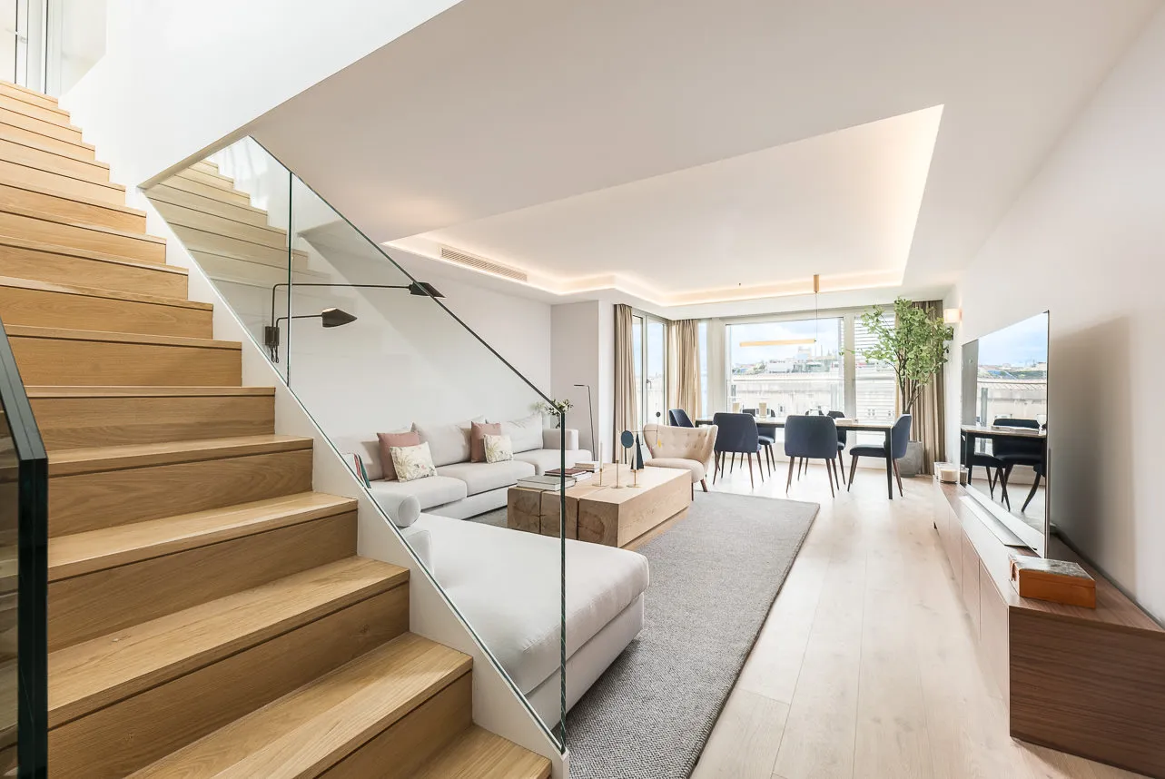 Luxurious Madrid Sky Home With Spacious Office & Panoramic City Views For Remote Work #5