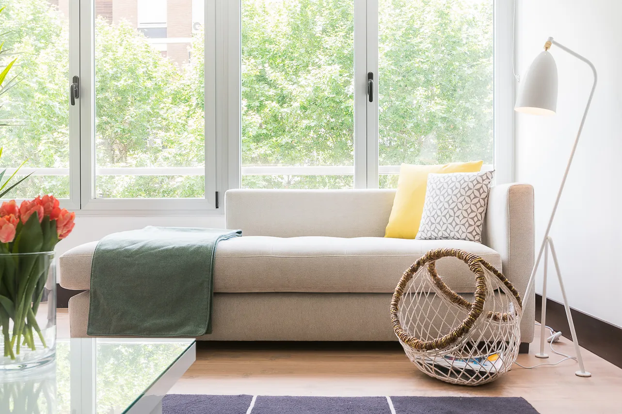 Urban Madrid Flat With Dedicated Home Office For Seamless Remote Work And Productivity #5