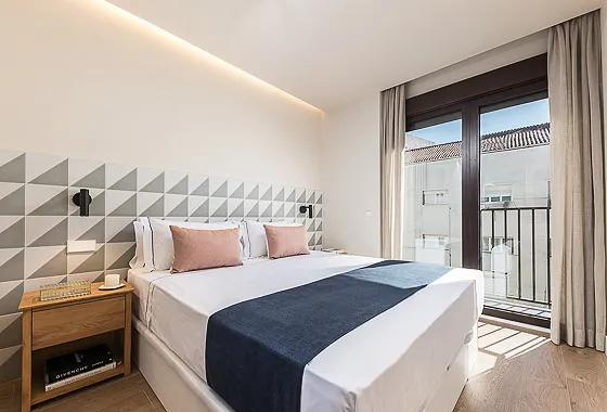 Stylish Madrid Flat With Dedicated Home Office In Prime City Center Location #4