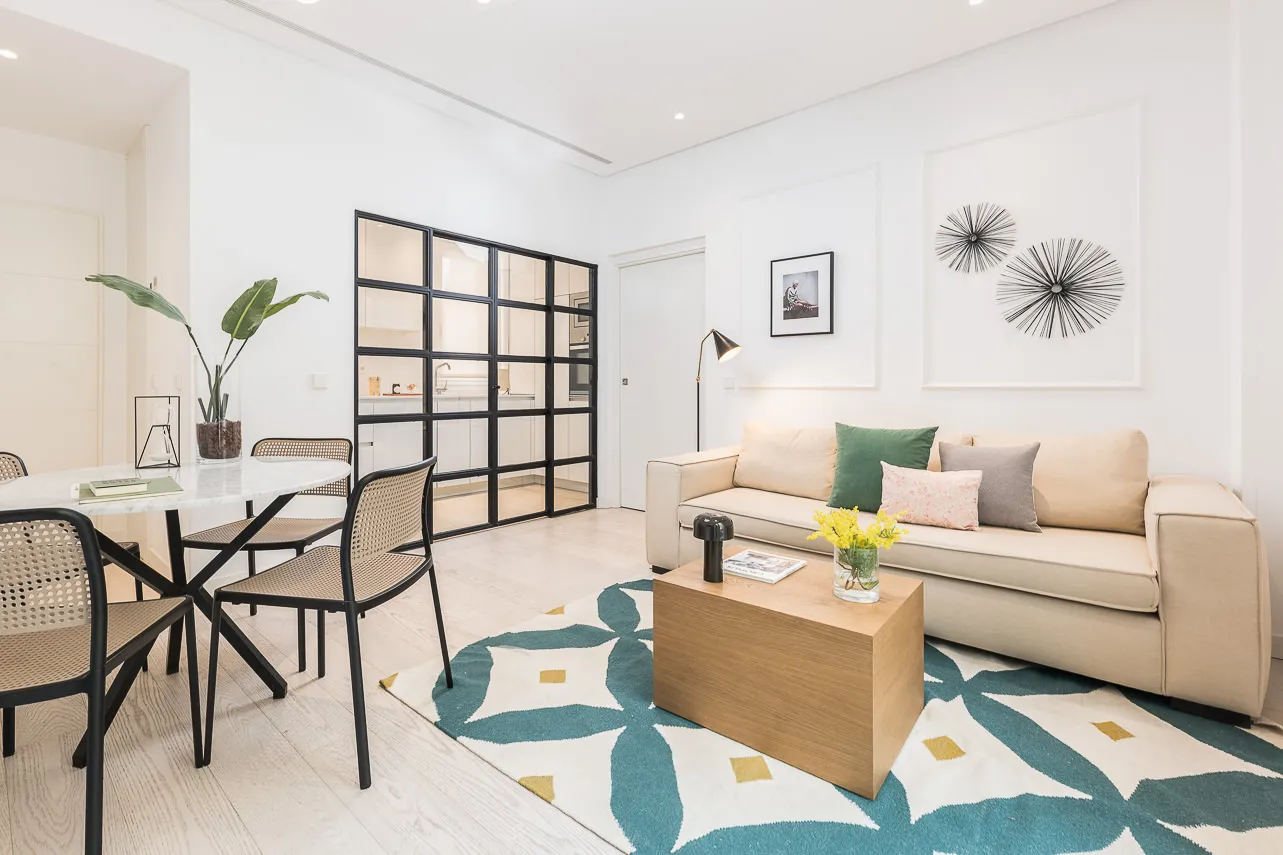 Elegant 45m2 Madrid Flat With Dedicated Home Office For Remote Work Success #2