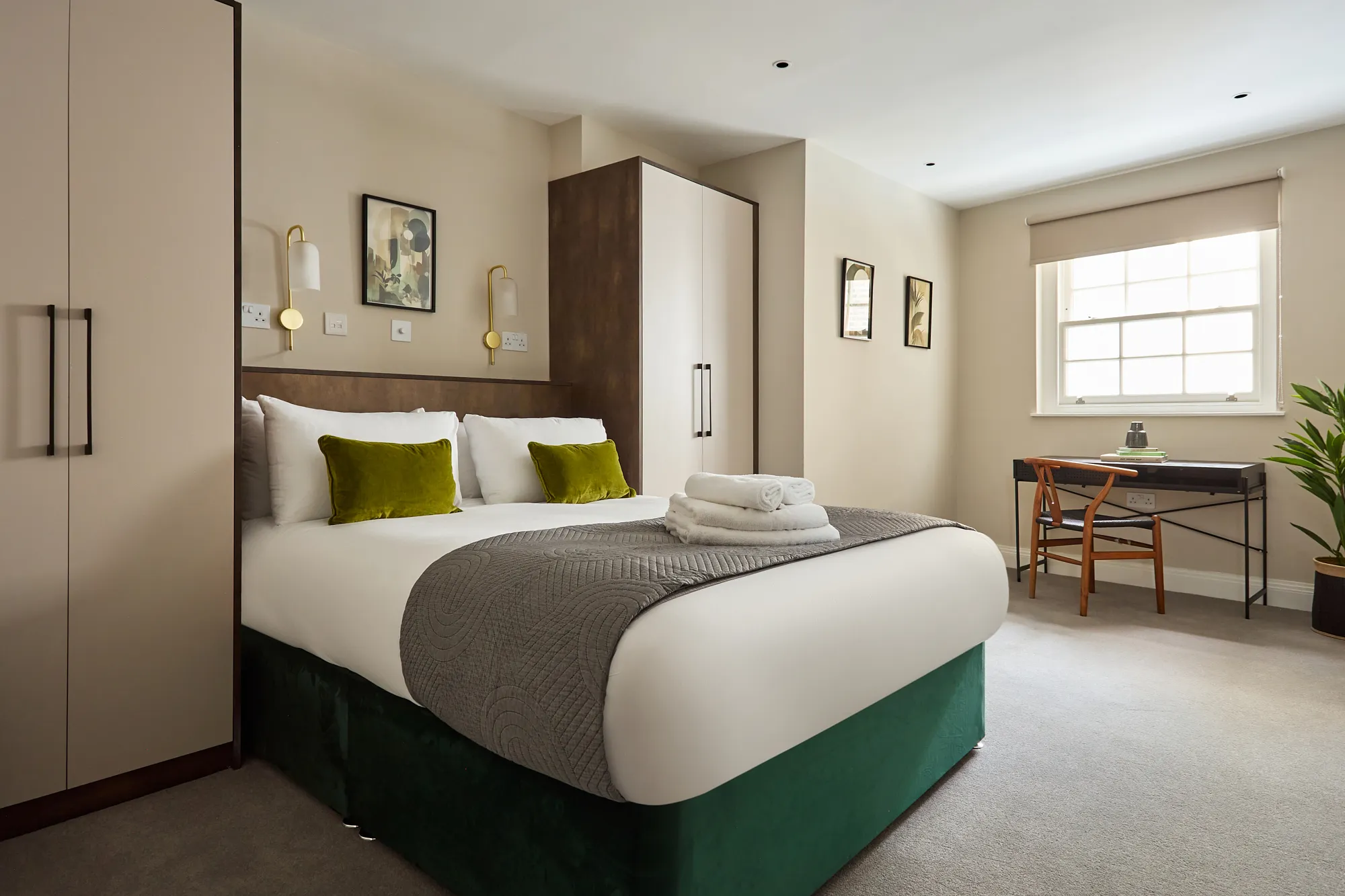 Modern Chancery Lane 2br Flat - Efficient Layout, Dedicated Home Office & Fast Wi-fi #5