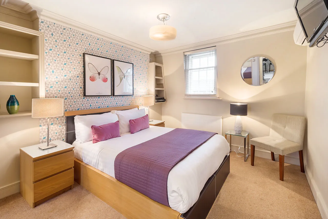 Chic London 1br Flat: Cozy Digital-nomad Setup With Plug-and-play Home Office