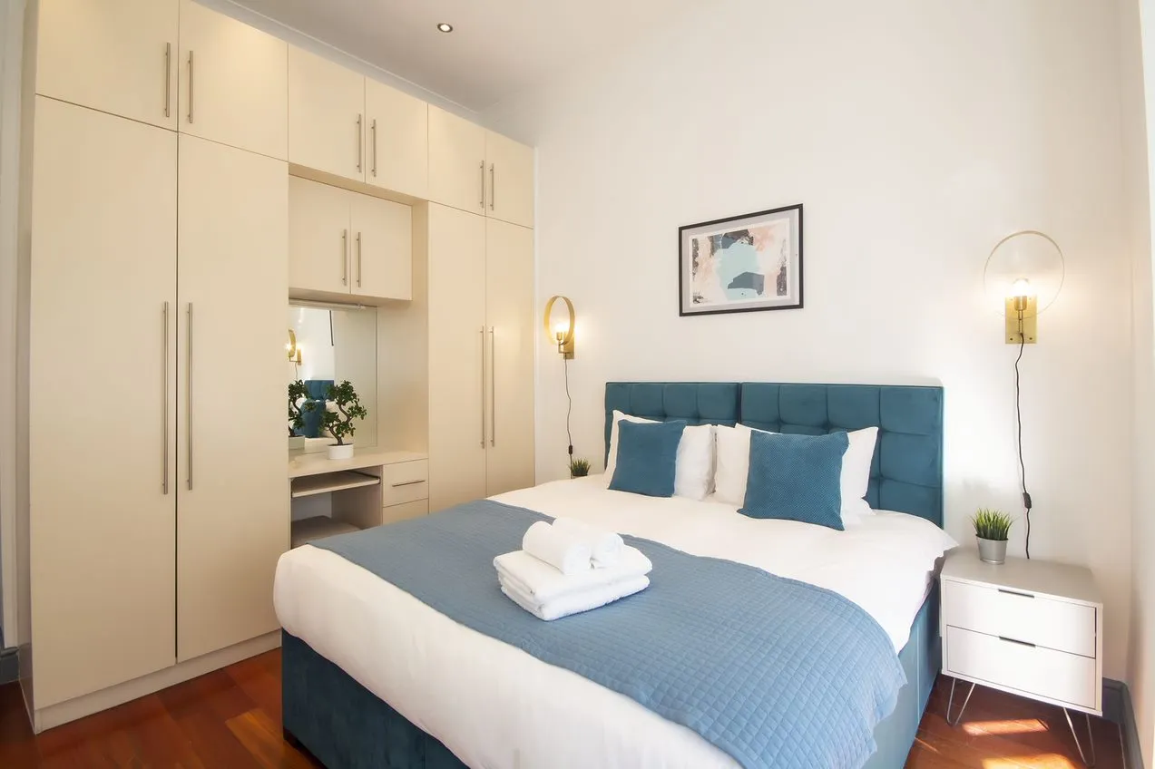 Compact 2-bed Kensington Flat For Remote Work - Private Home Office & High-speed Wi-fi #2
