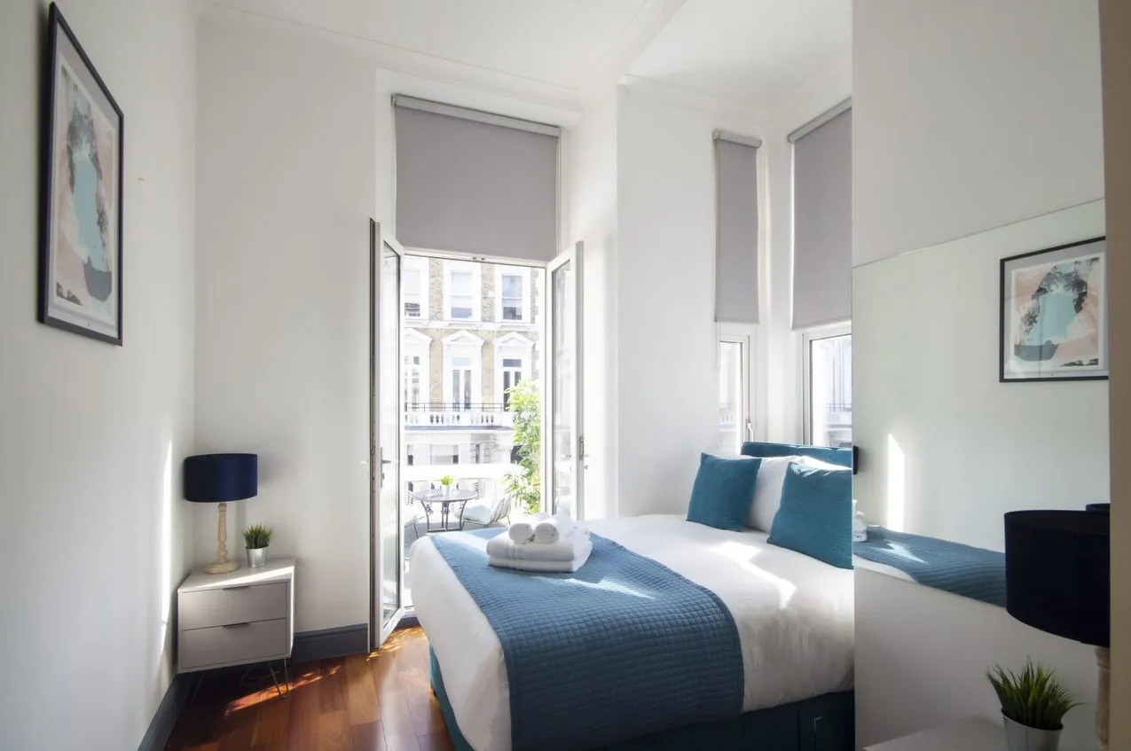 Compact 2-bed Kensington Flat For Remote Work - Private Home Office & High-speed Wi-fi #3
