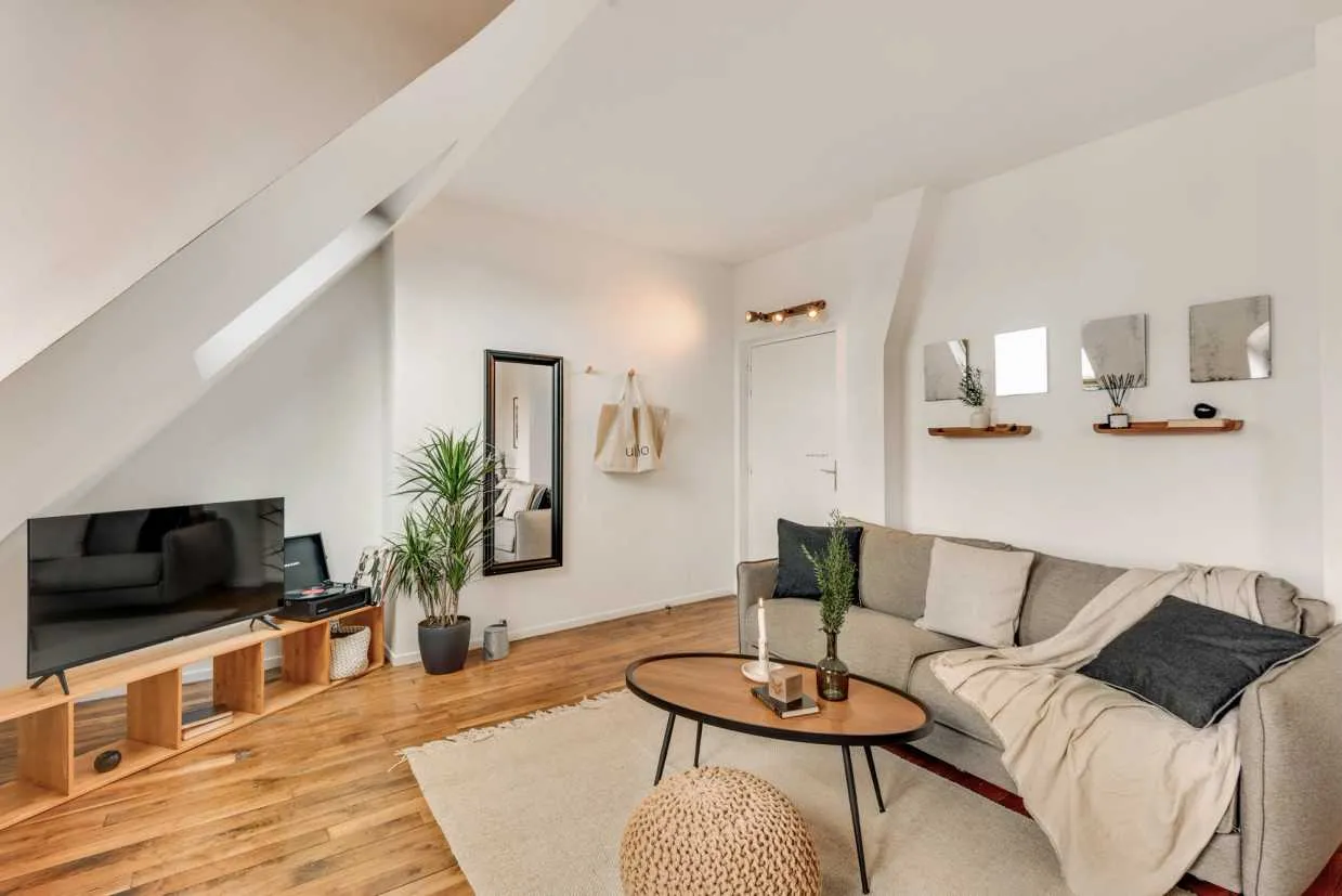 Paris Curated 1-bed Flat With Pro Workspace & Chef's Kitchen For Remote Work #5