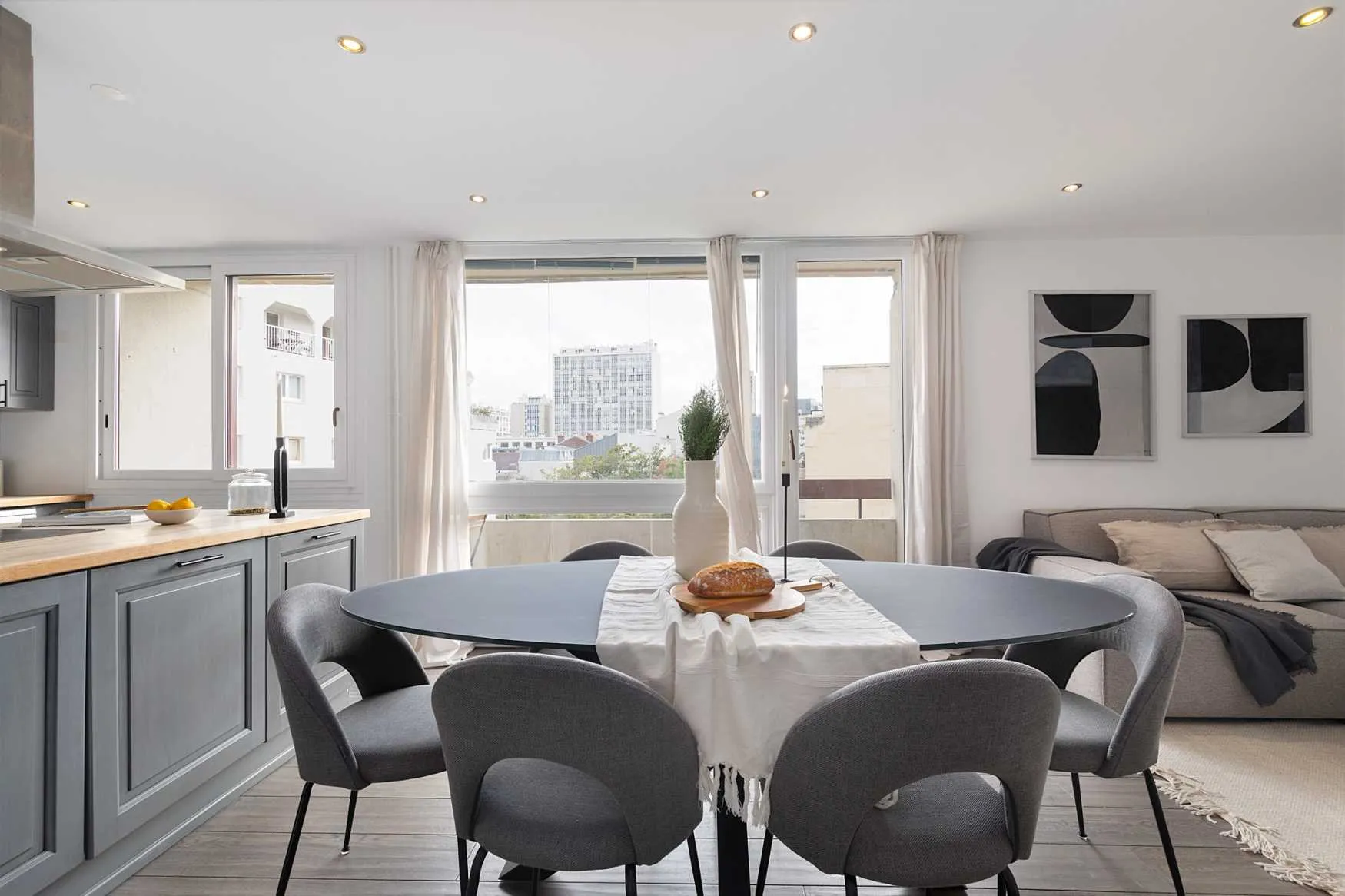 Contemporary Paris Flat With Ultra-fast Wifi & Outdoor Space For Digital Nomads #4