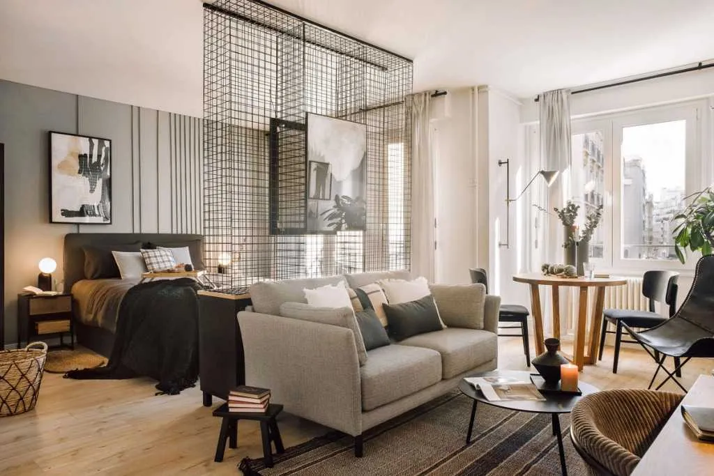 Impressive 52m2 Paris Studio With Gigabit Internet, Dual Monitors, & Outdoor Space