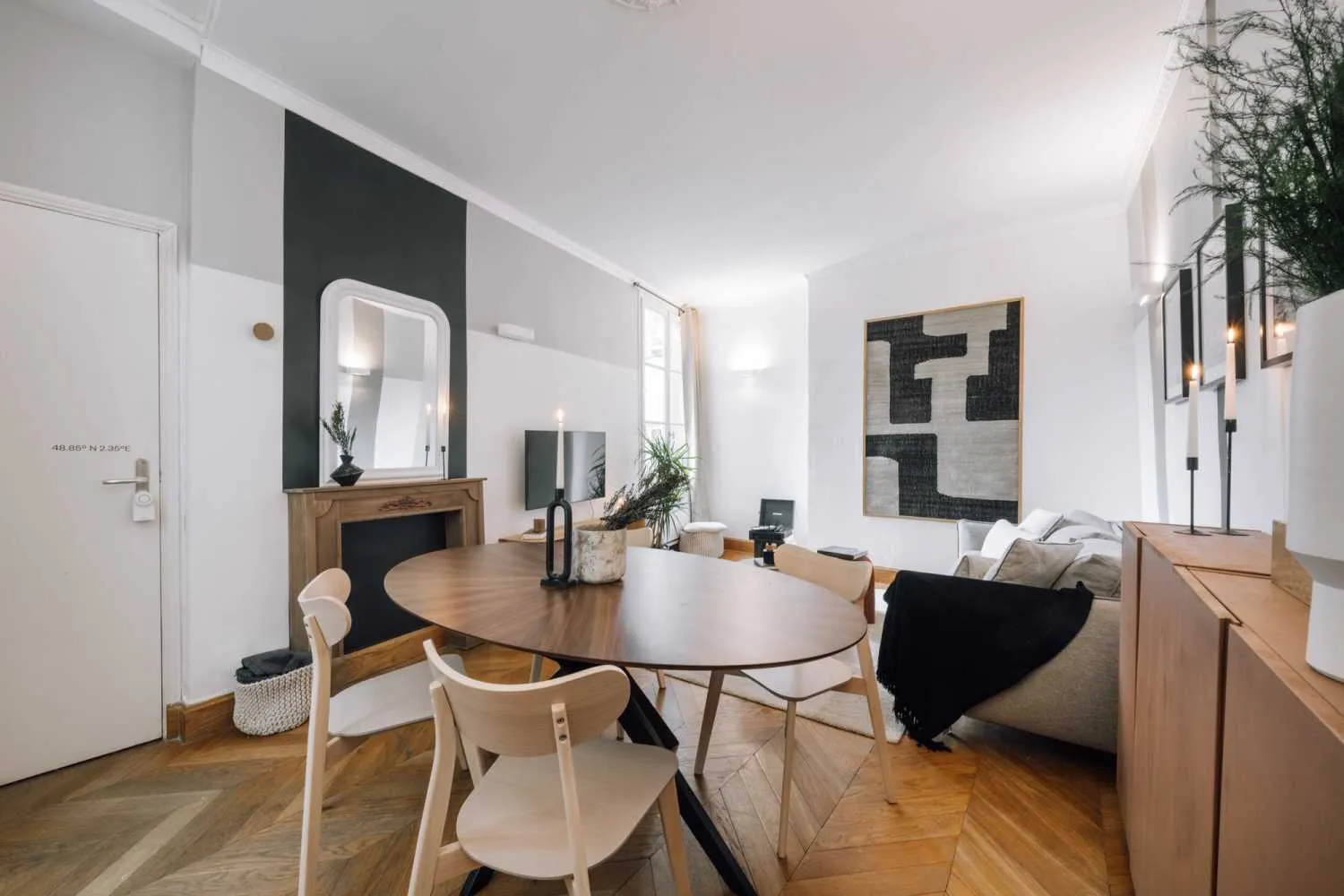 Stylish 49m2 Paris Flat With Ultra-fast Wifi, Dual Monitors & Ergonomic Setup