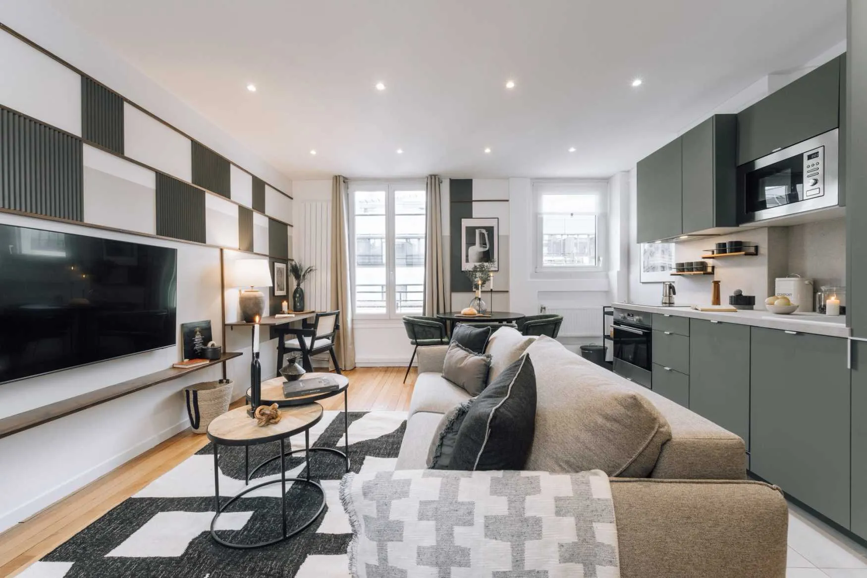 Elegant 45m2 Paris Flat With Ultra-fast Wifi & Professional Home Office Setup