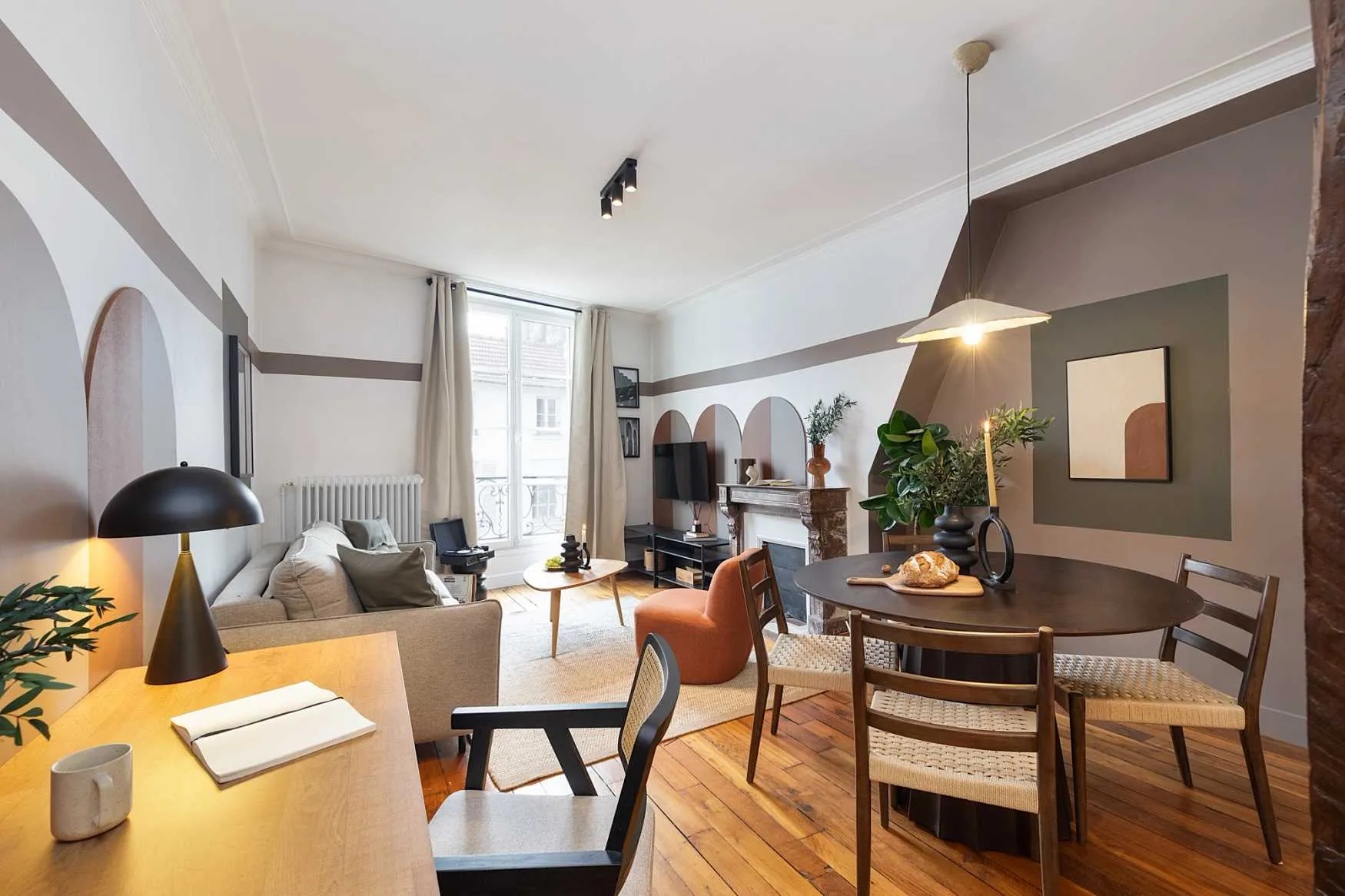 Trendy 47m2 Paris Flat With Ultra-fast Wifi & Professional Home Office Setup #3