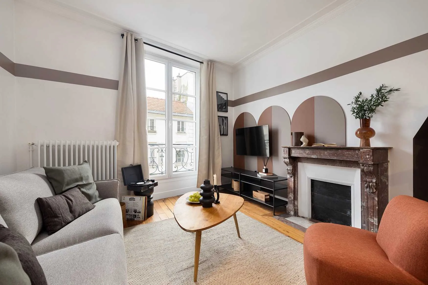 Trendy 47m2 Paris Flat With Ultra-fast Wifi & Professional Home Office Setup #4