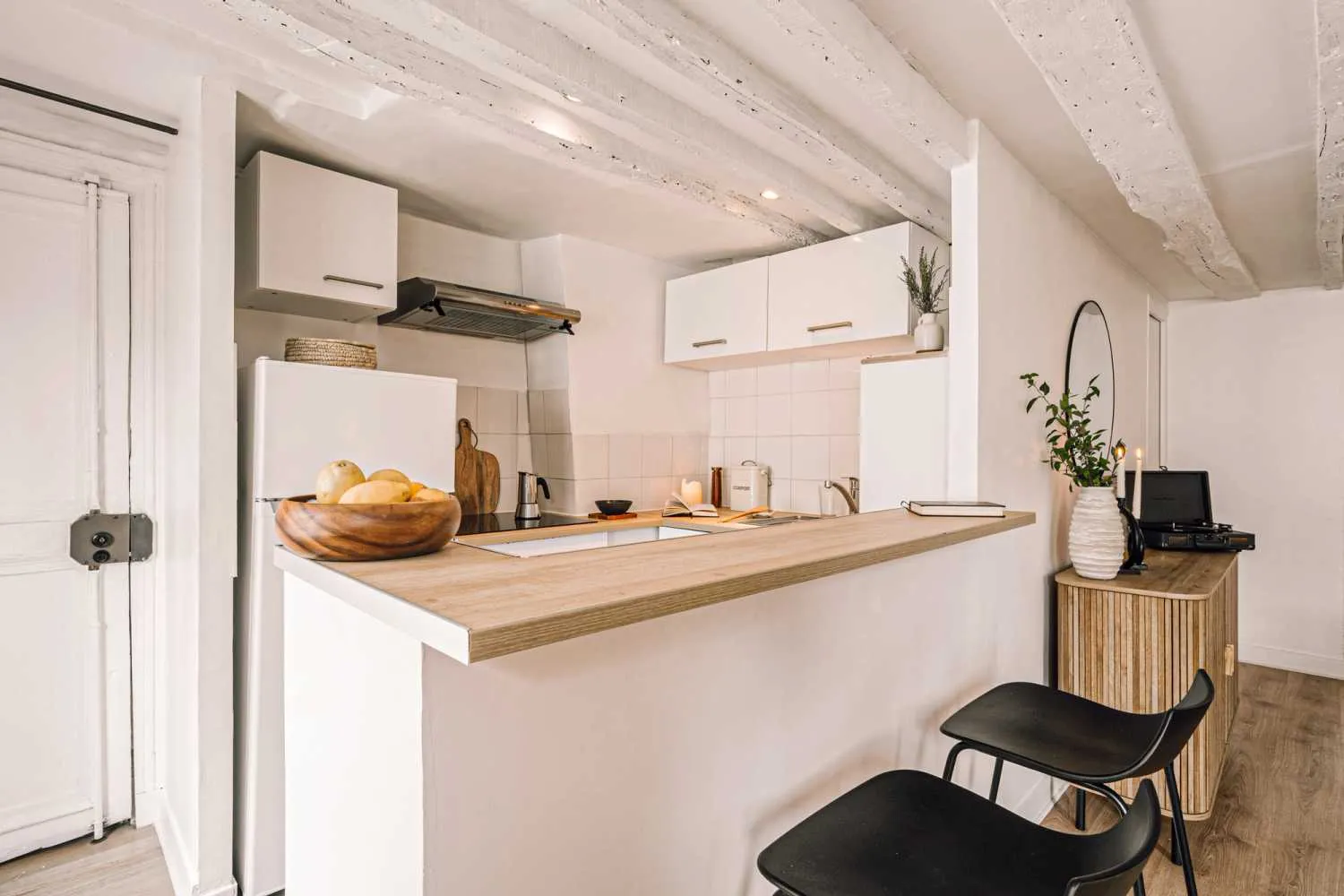 Modern Paris Flat With Ultra-fast Wifi & Pro Home Office For Remote Work #5