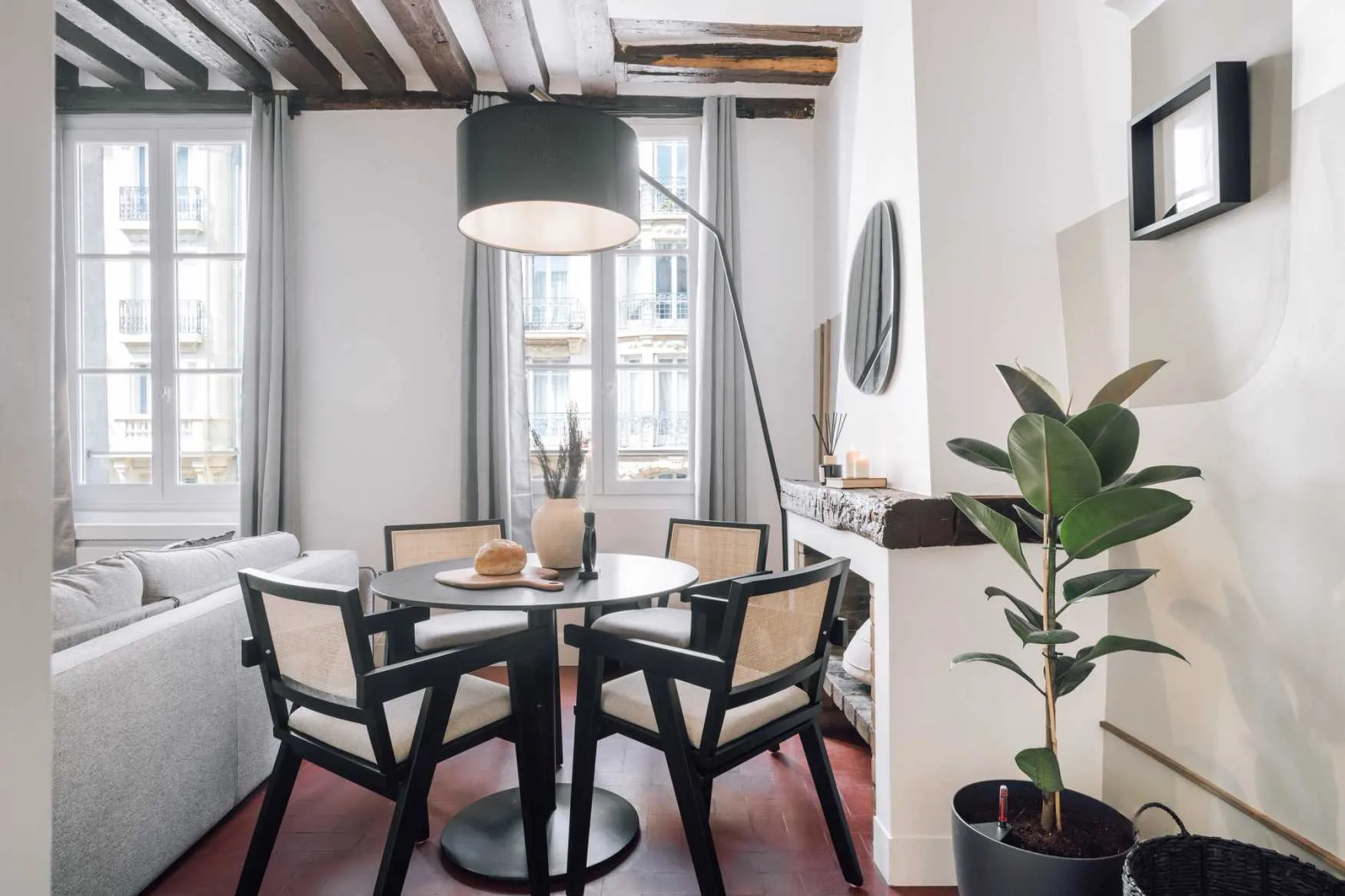 Contemporary 44m2 Paris Flat With Ultra-fast Wifi & Pro Home Office Setup #4