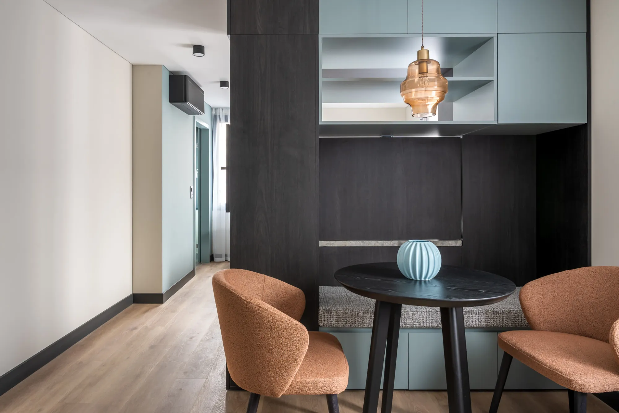 Compact Urban Studio For Work From Home In Zurich Enge