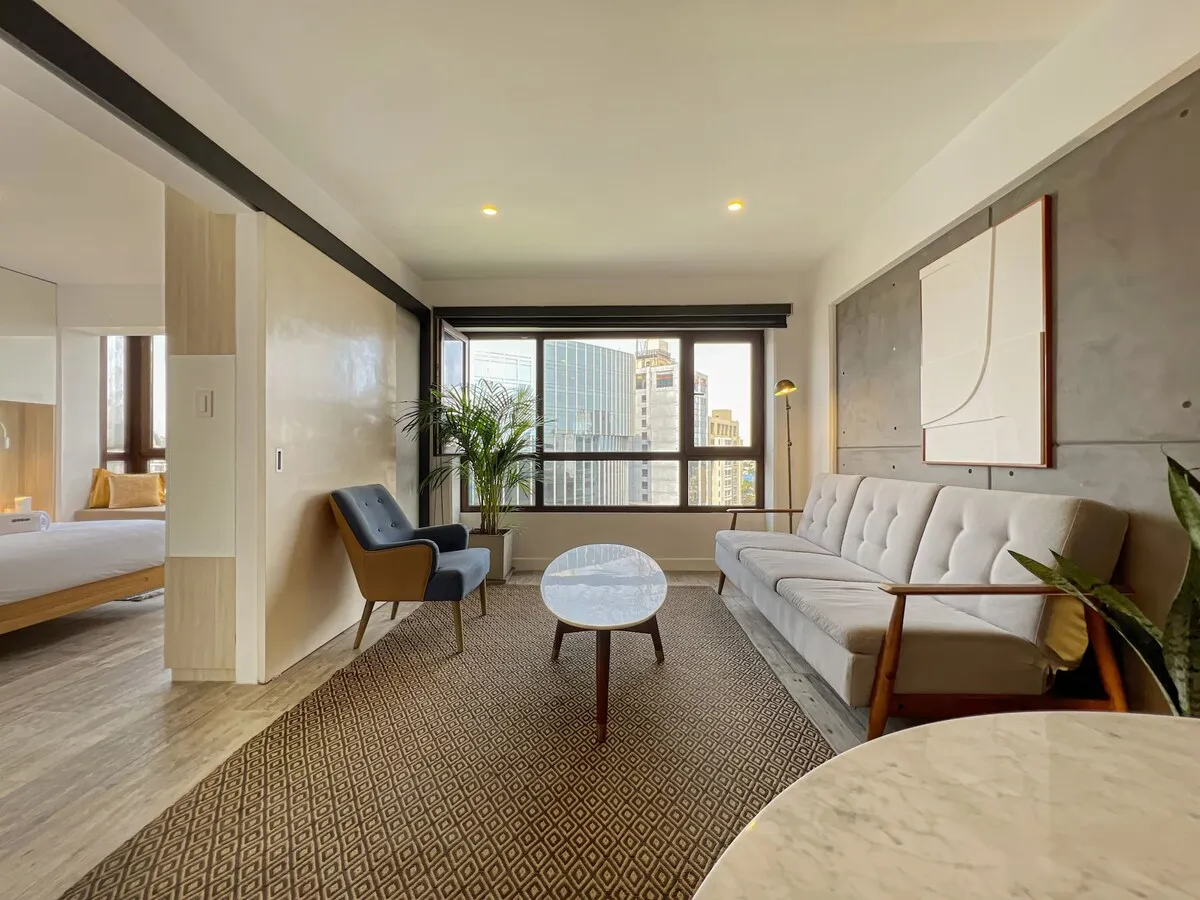 Classic Loft near the Financial Center